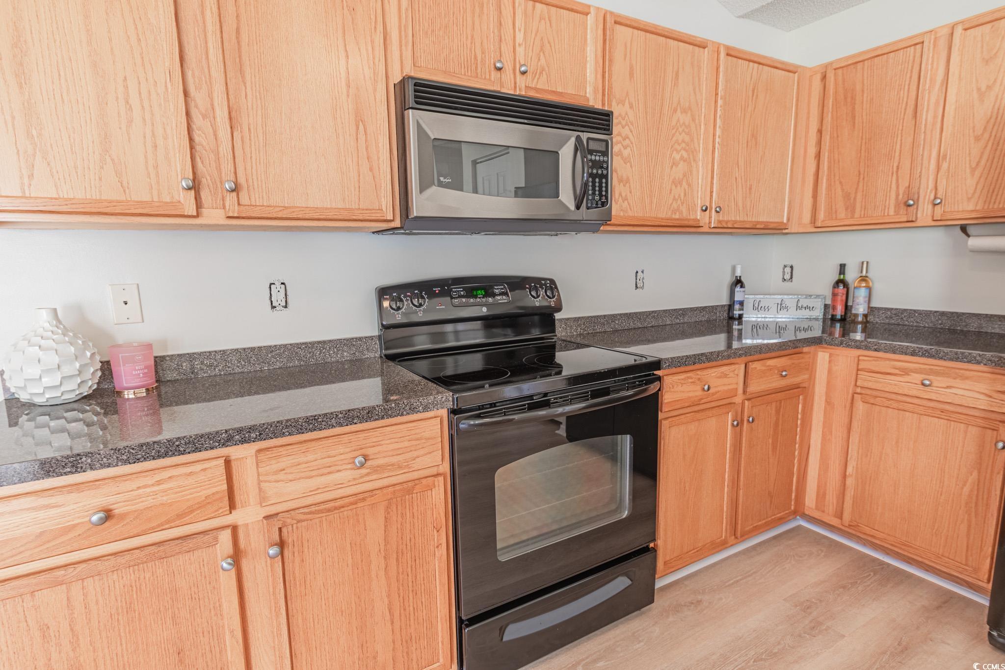 805 Cherry Bark Ct. Property Photo 15