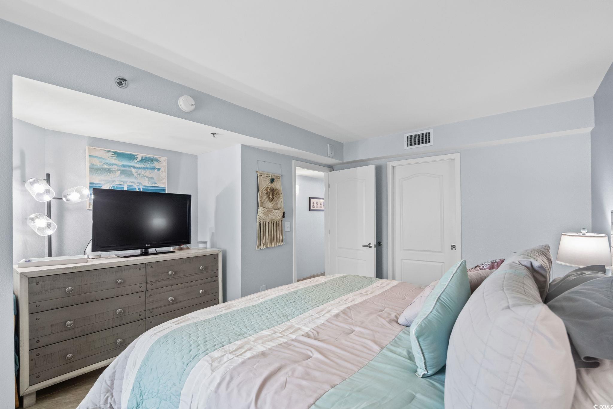 2504 N Ocean Blvd. Property Photo 18