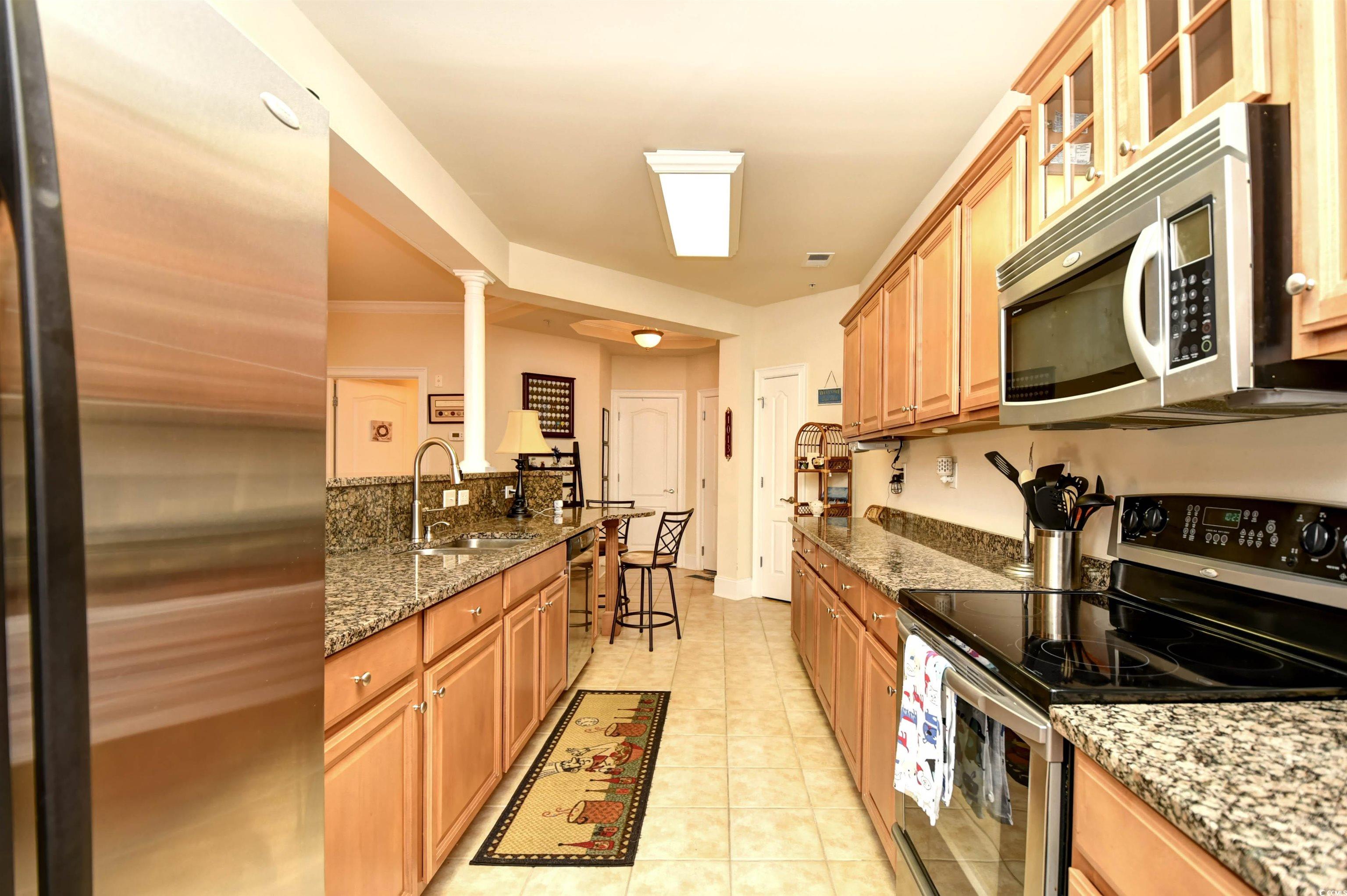 2180 Waterview Dr. Property Photo 6