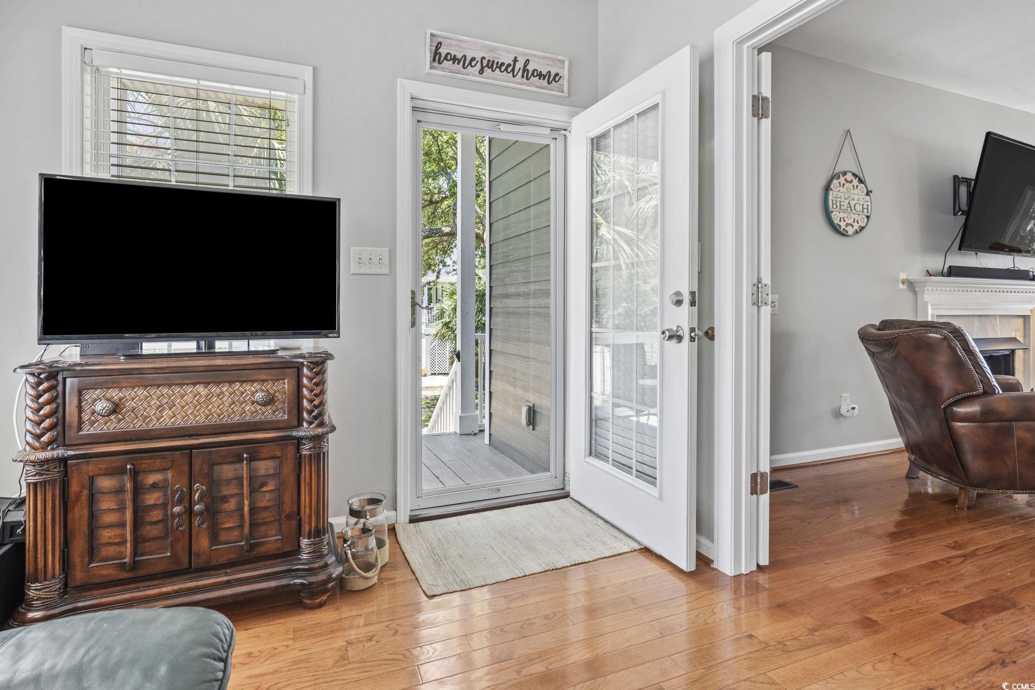 709 Triple Oak Ln. Property Photo 4