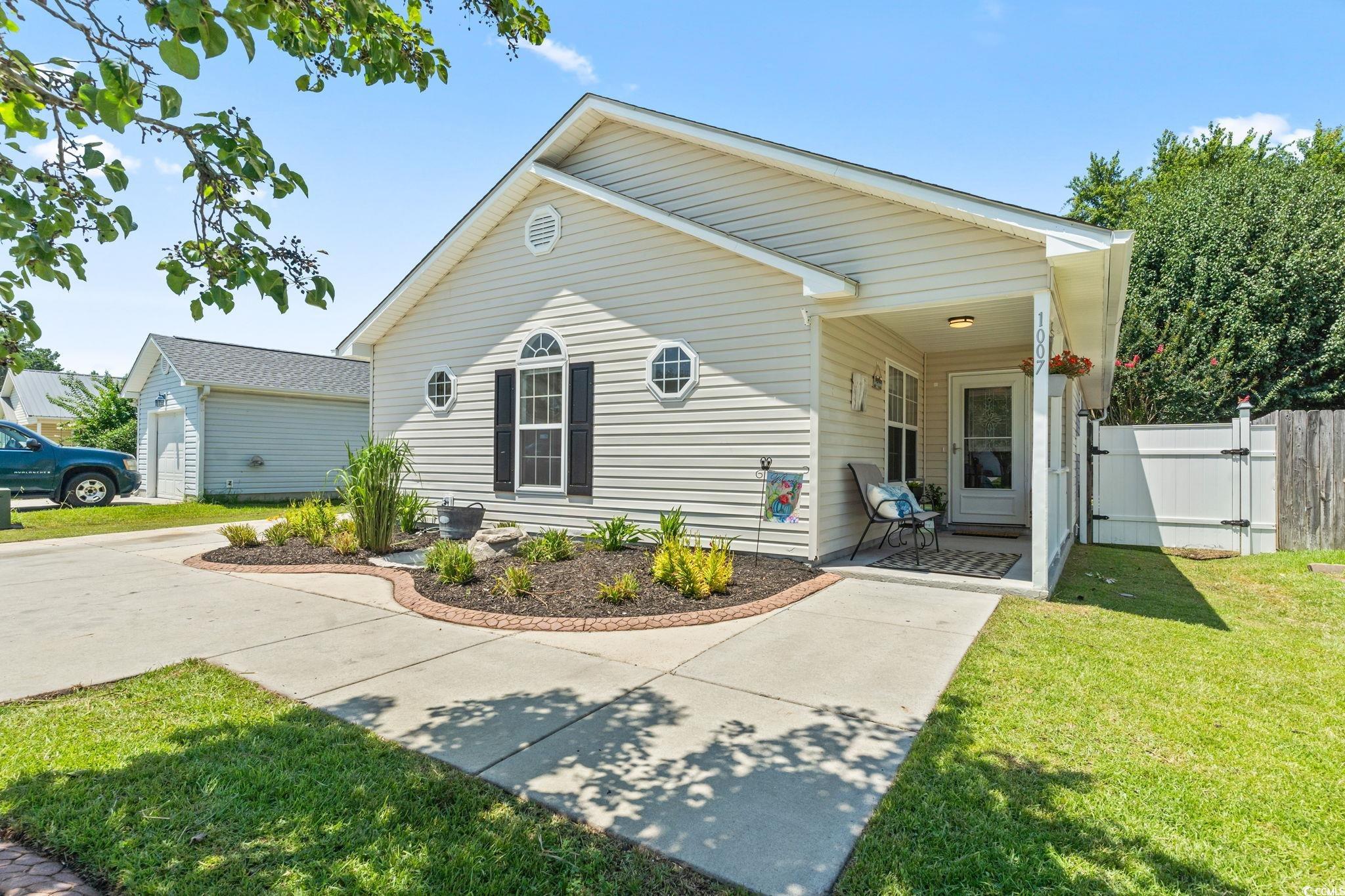 1007 Autumn Dr.