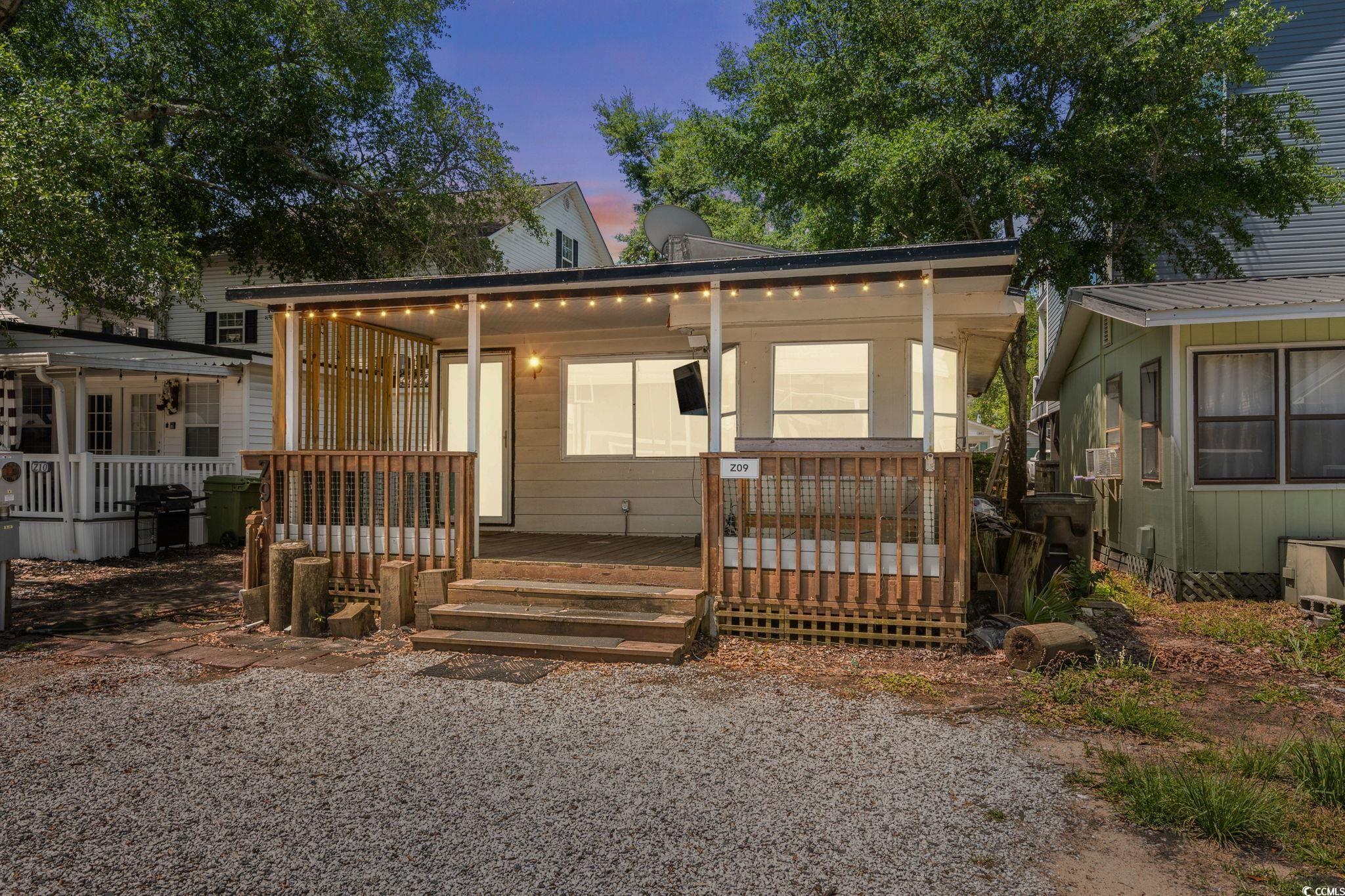 6001 - Z9 S Kings Hwy. Property Photo 1