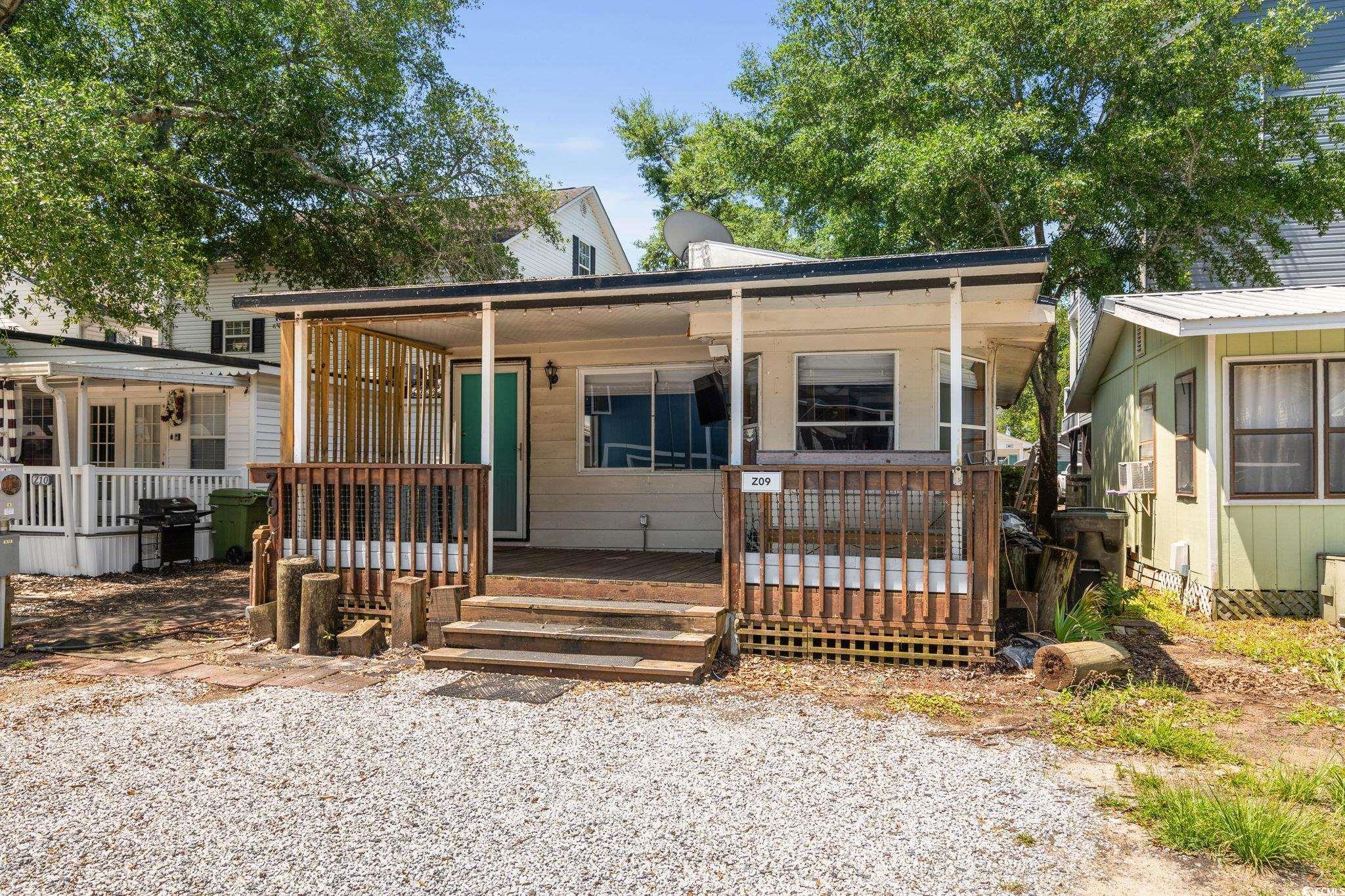6001 - Z9 S Kings Hwy. Property Photo 2