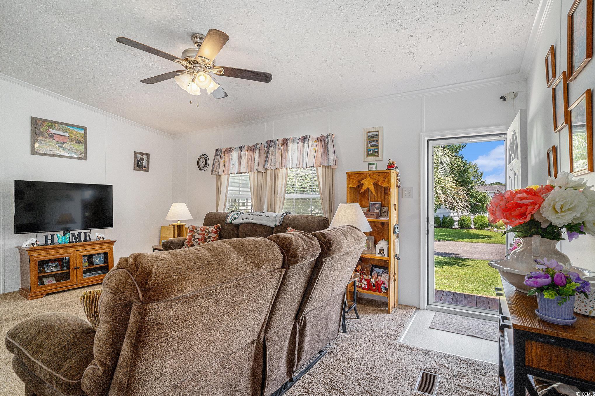 1043 Leebury Ln. Property Photo 12