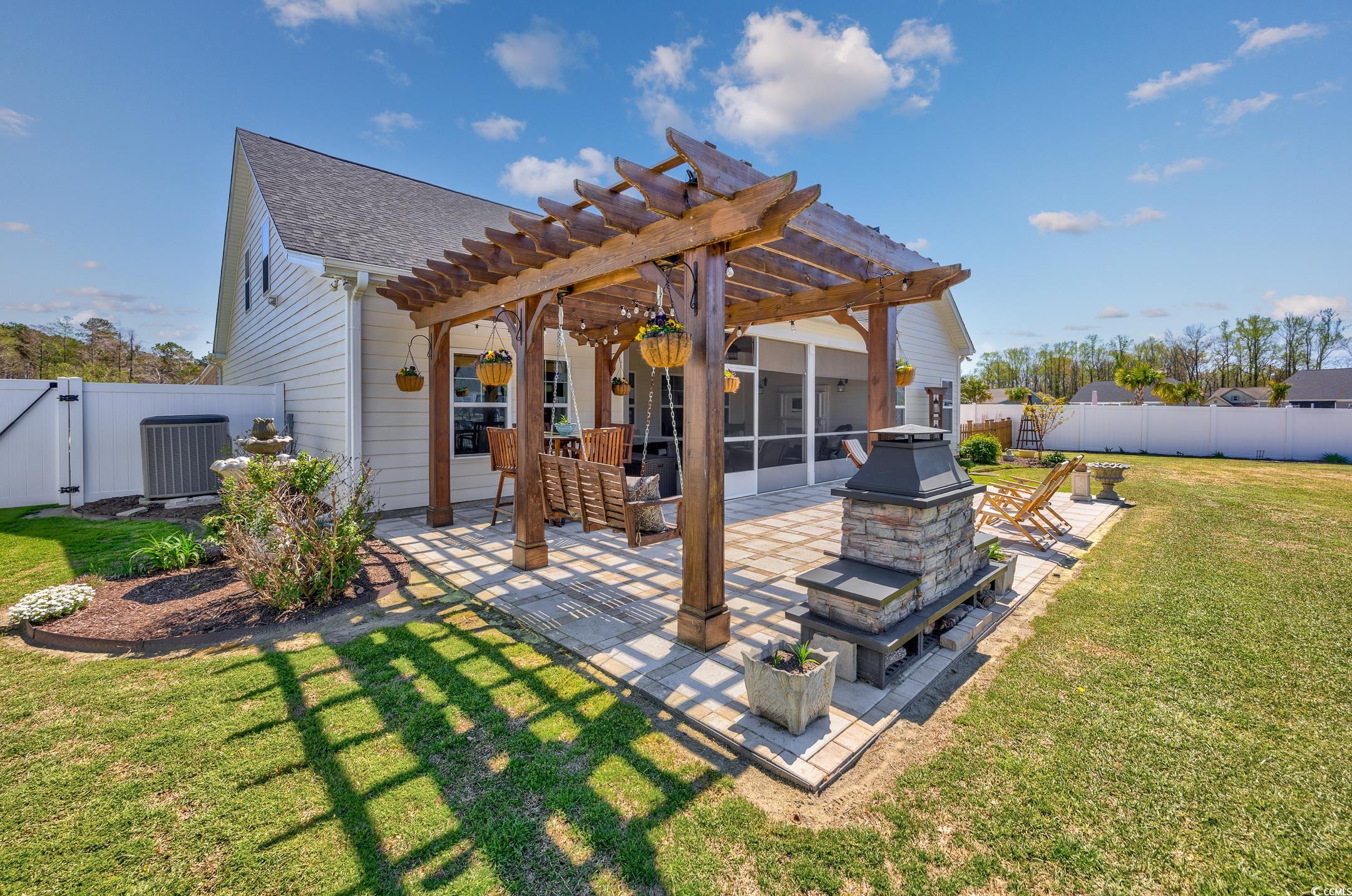 318 Board Landing Circle Property Photo 2