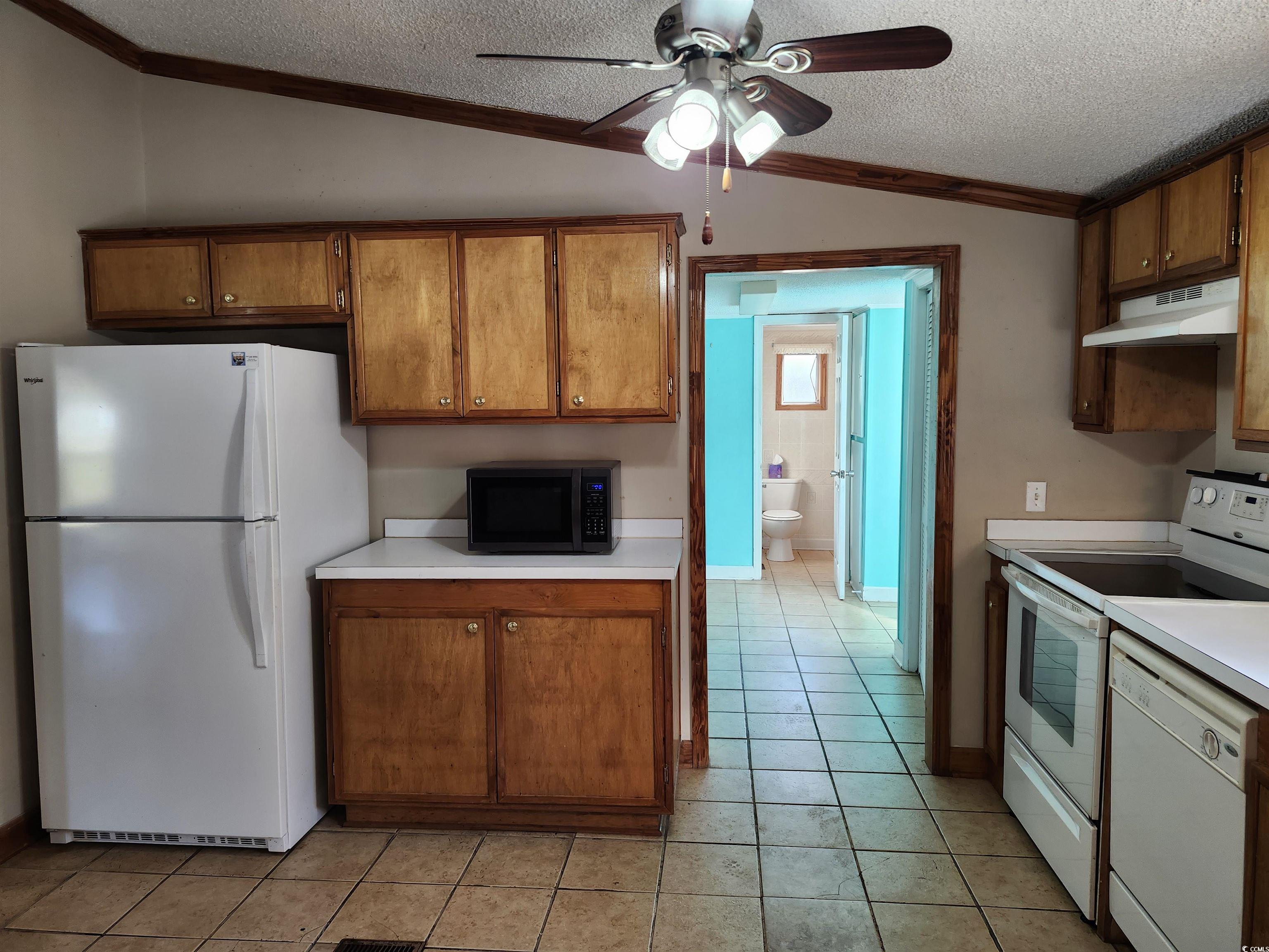 6034 Woodhurst Dr. Property Photo 5