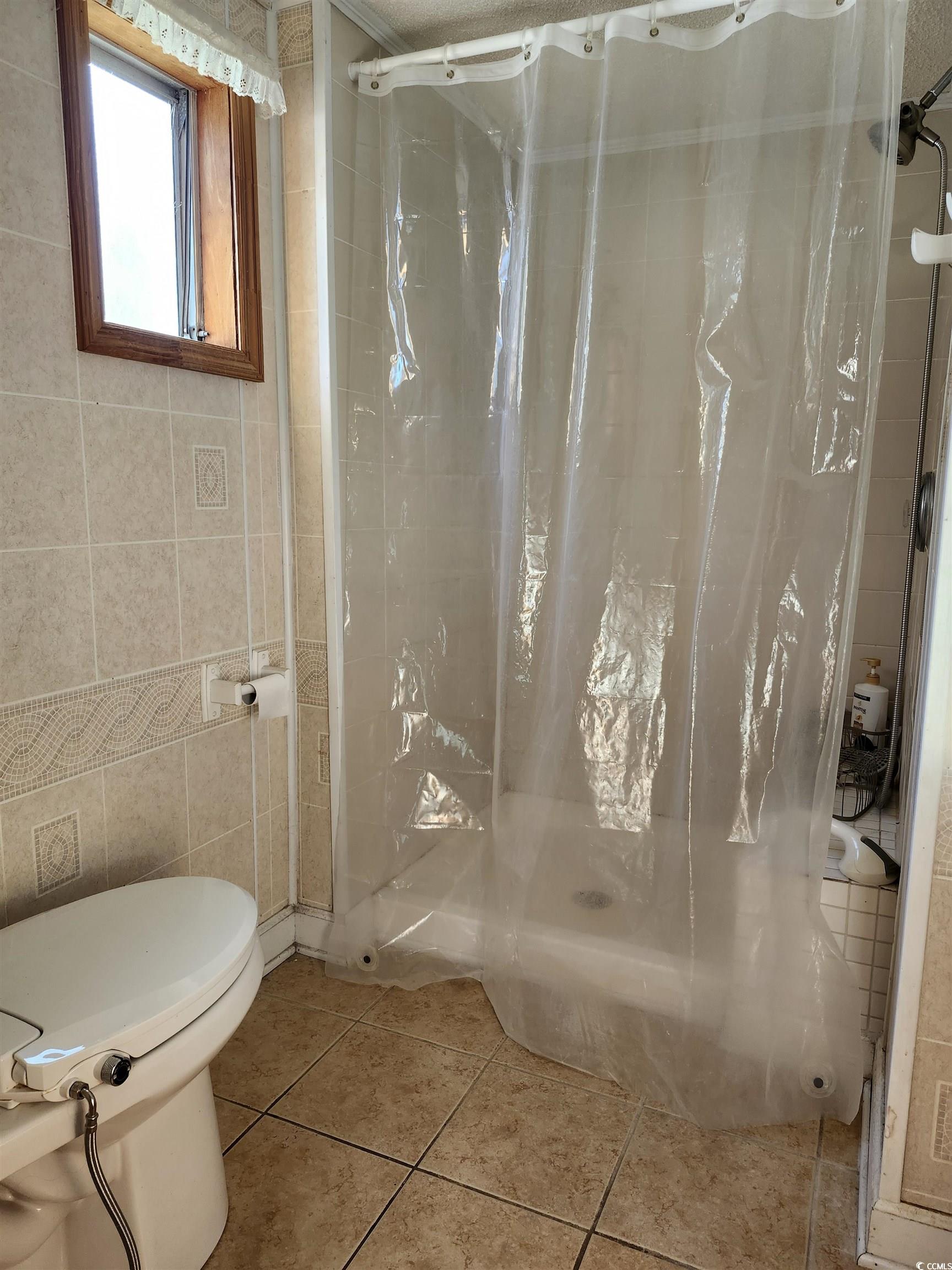 6034 Woodhurst Dr. Property Photo 11