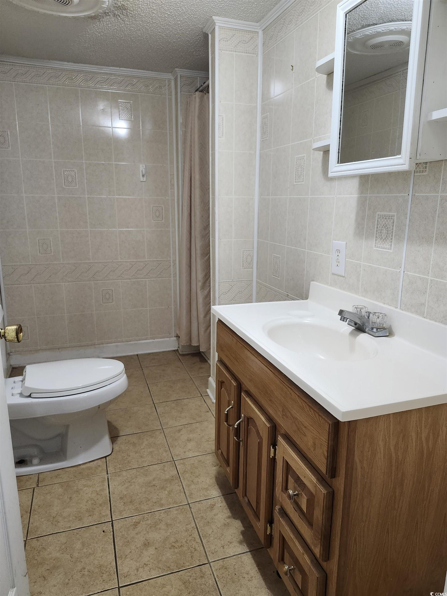 6034 Woodhurst Dr. Property Photo 13