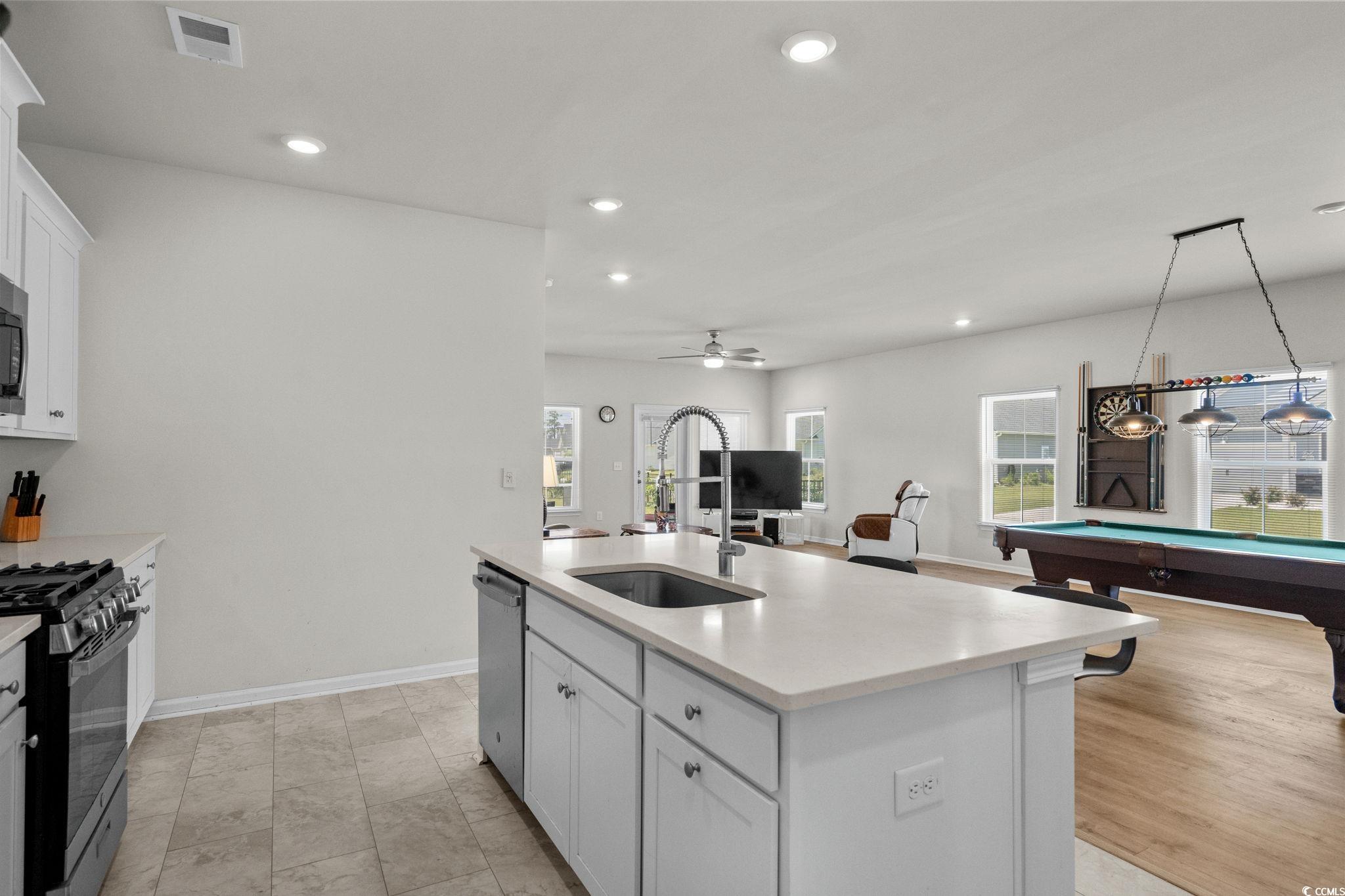 4148 Da Vinci Dr. Property Photo 11