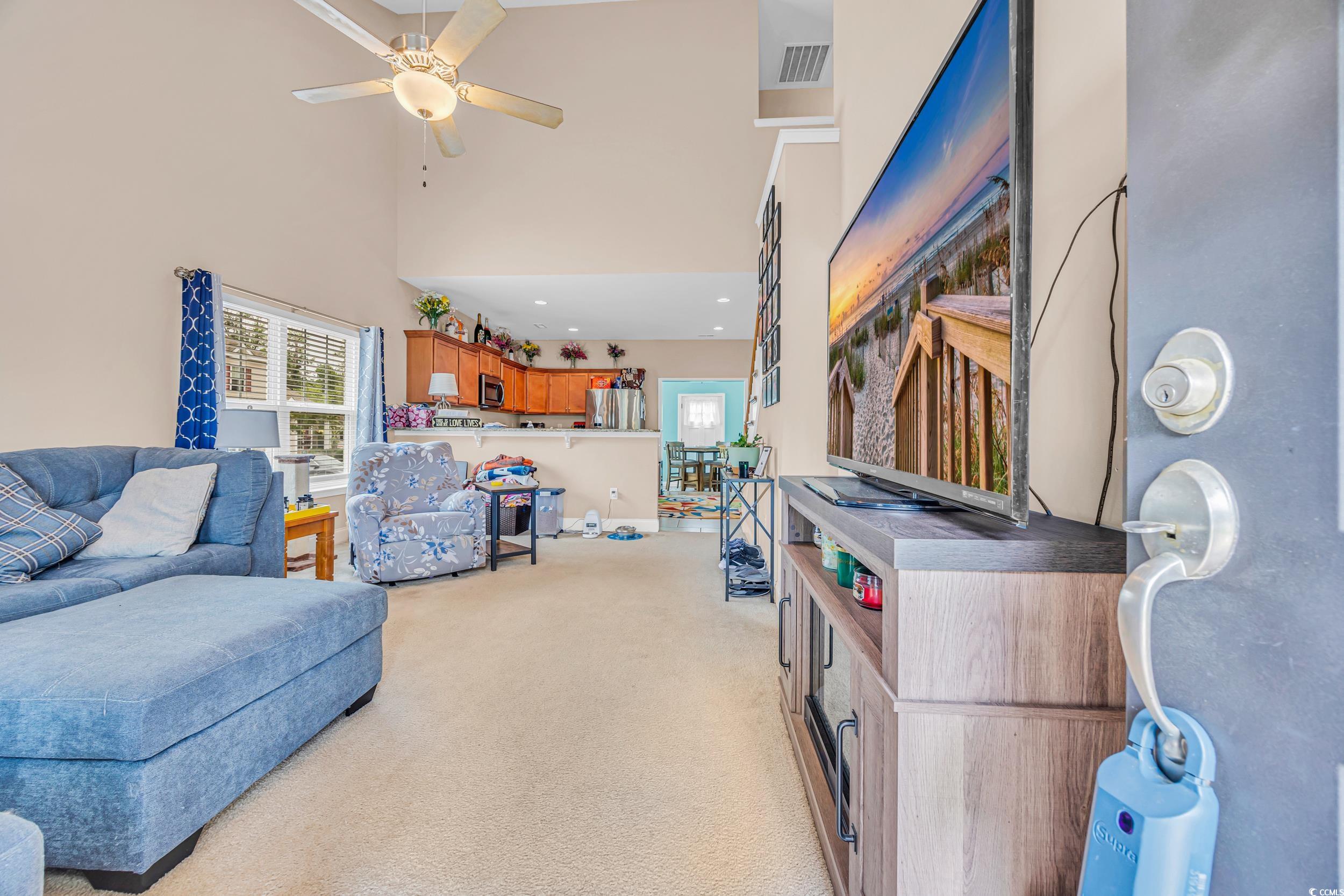 1001 Dinger Ct. Property Photo 6