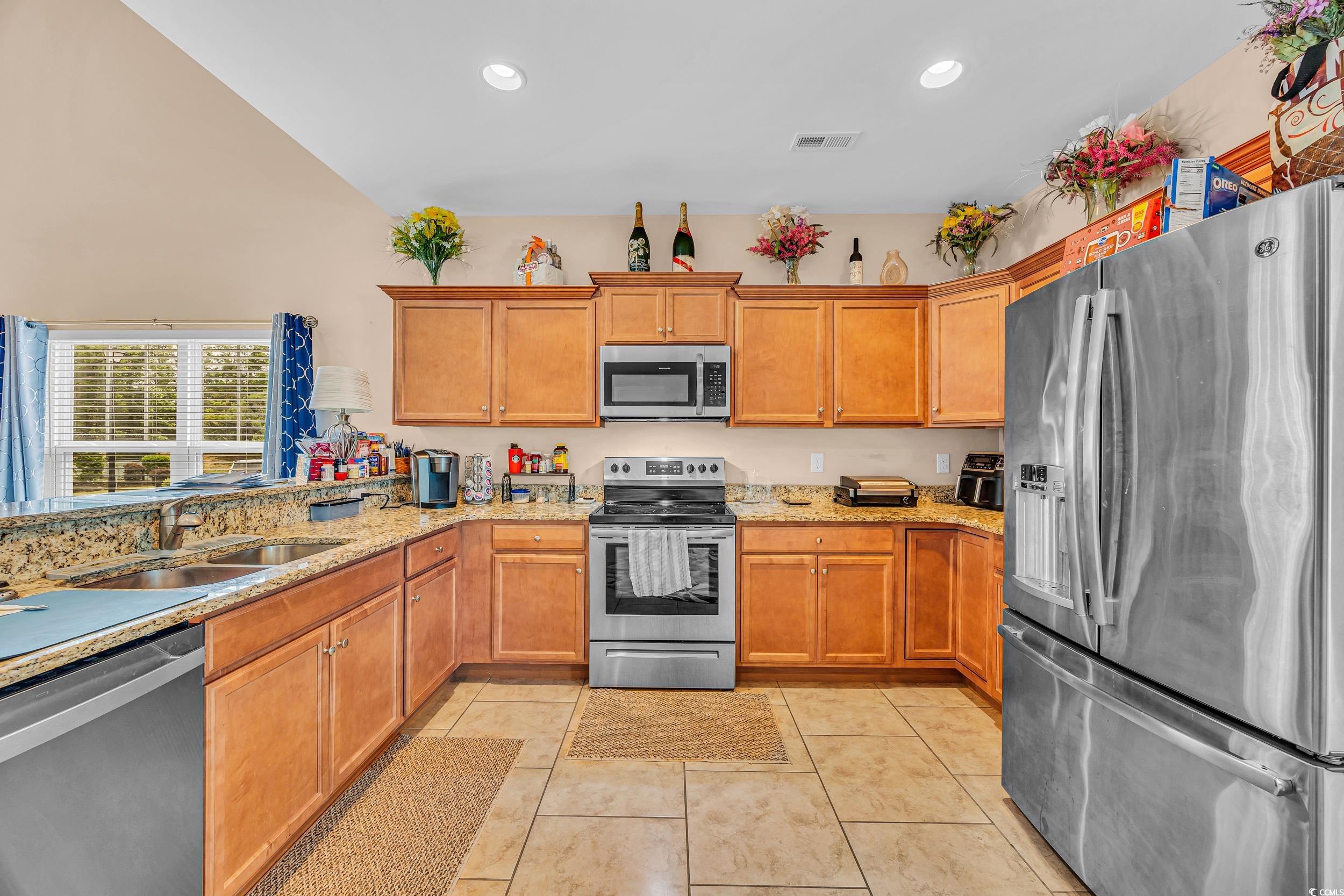 1001 Dinger Ct. Property Photo 14