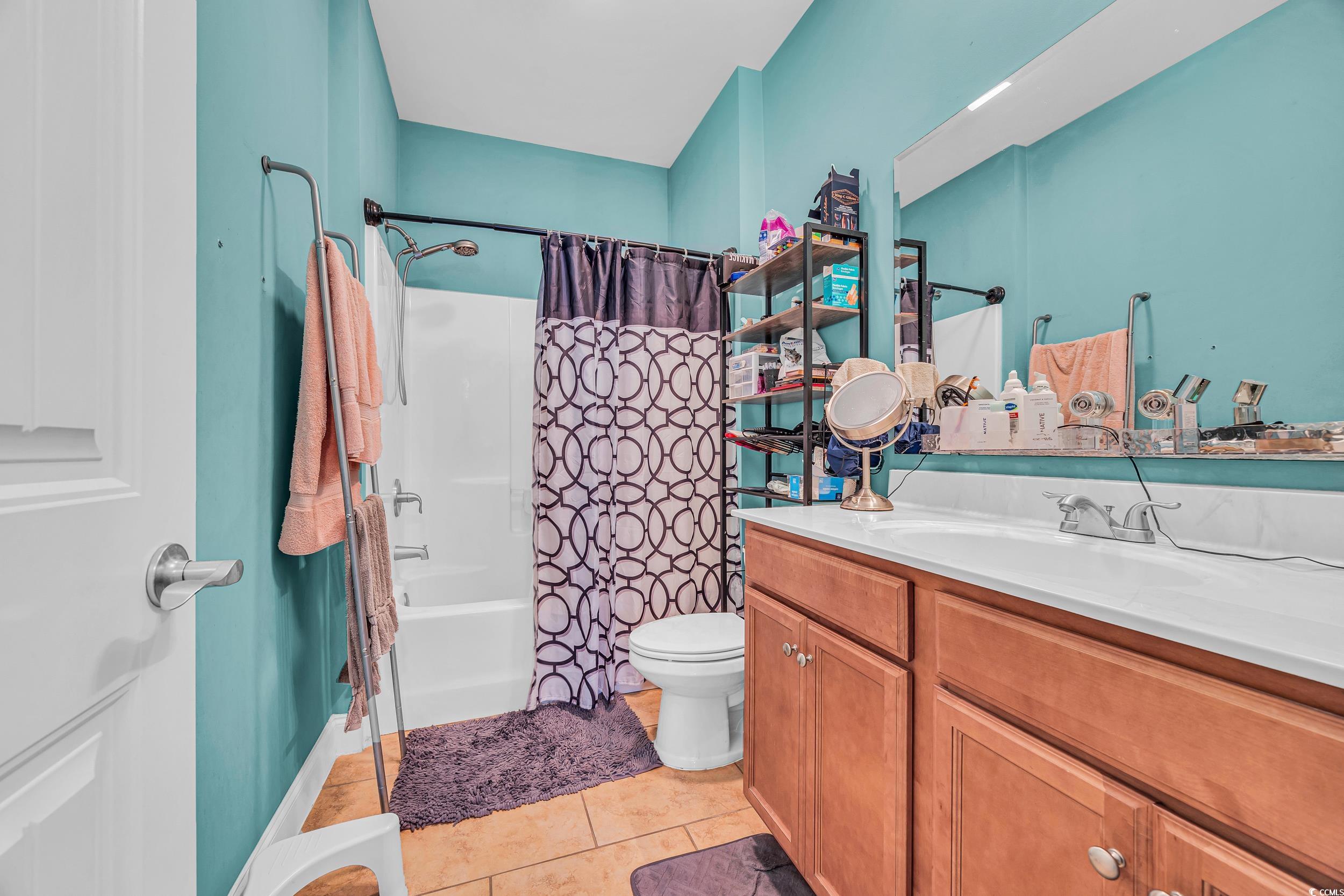 1001 Dinger Ct. Property Photo 18