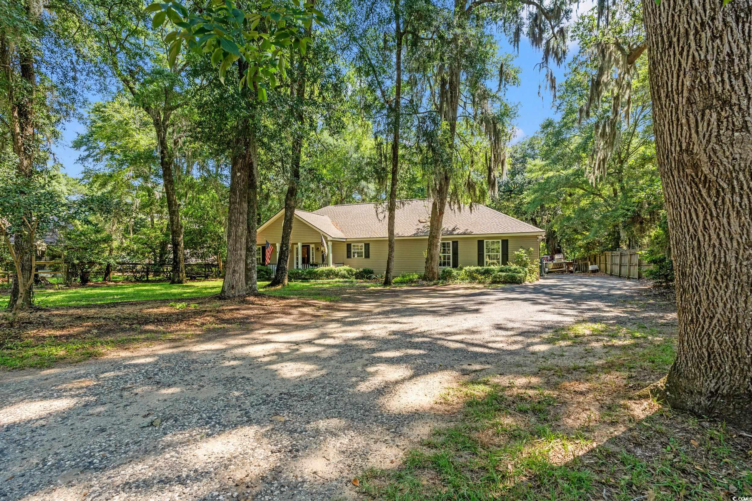 196 Weston Rd. Property Photo 5