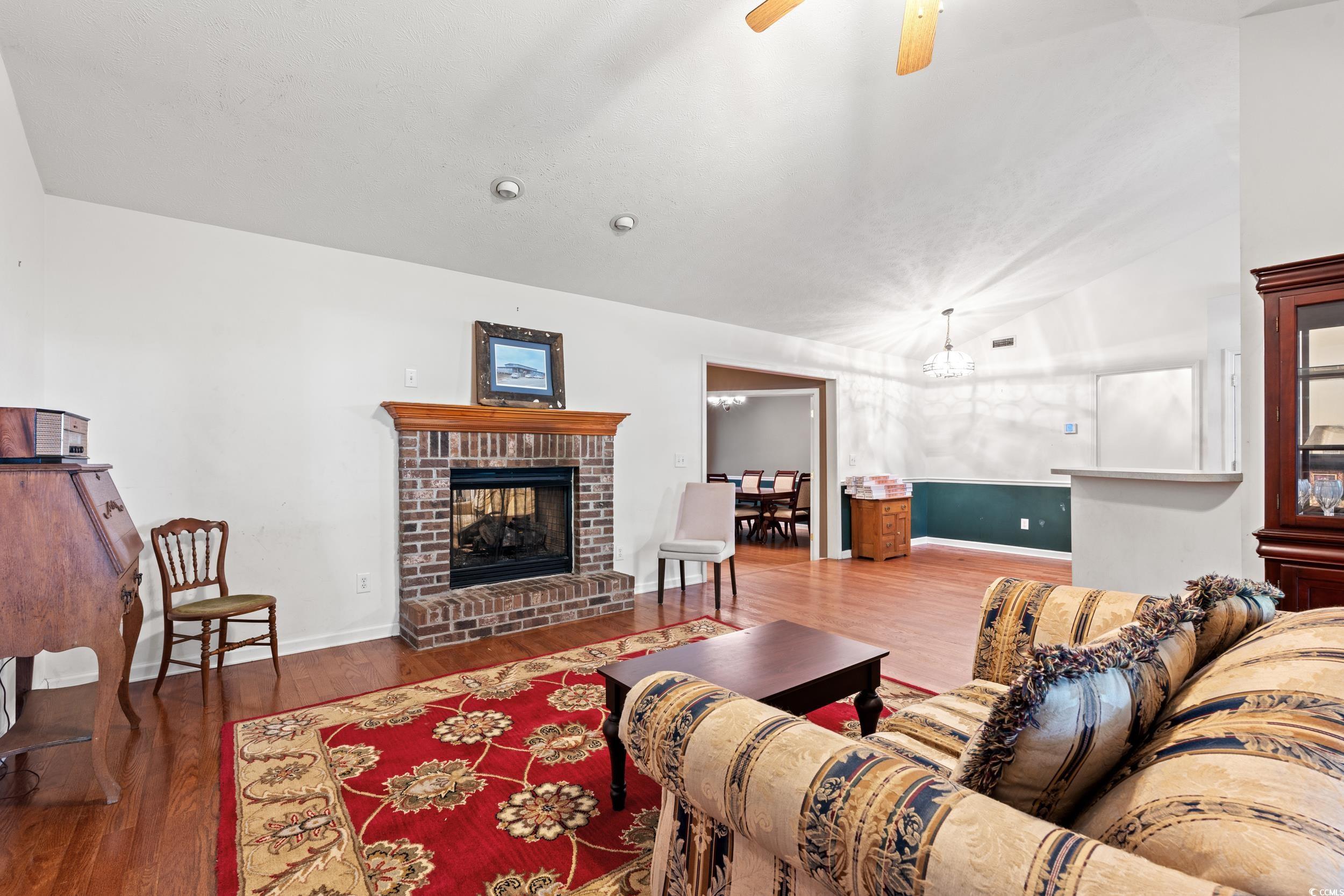 196 Weston Rd. Property Photo 8