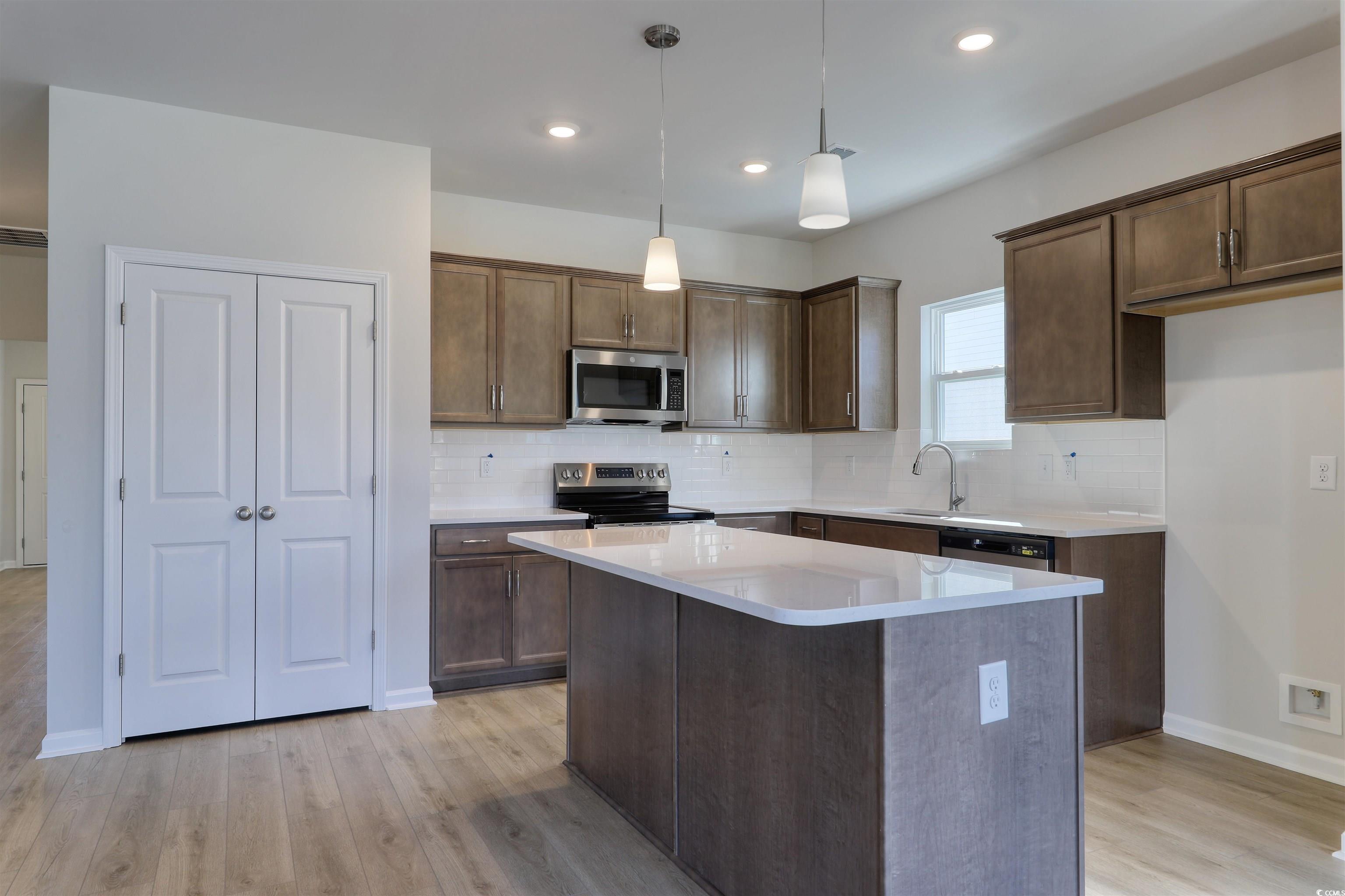 168 Bolsin Ct Property Photo 3