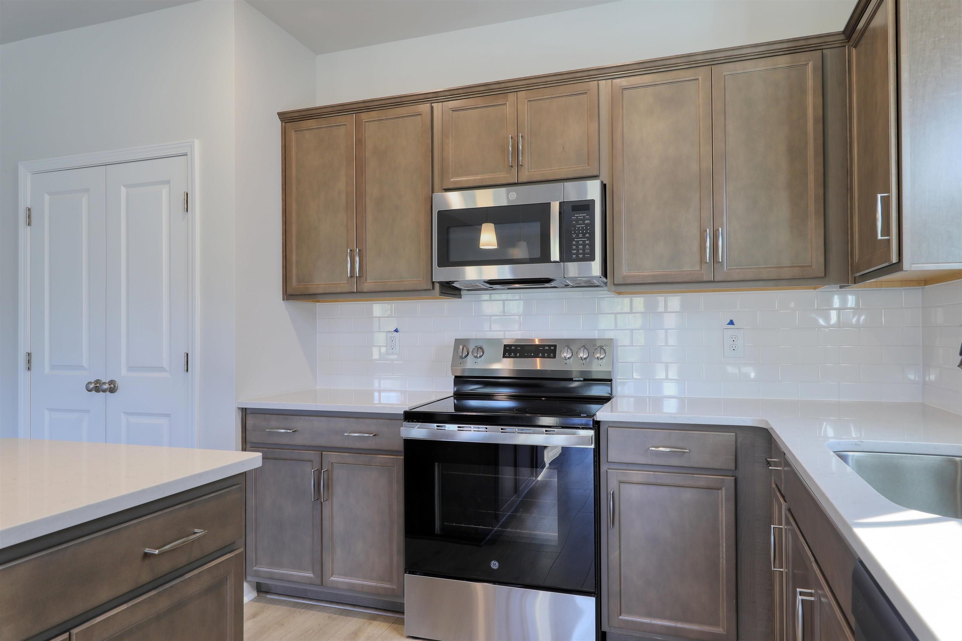 168 Bolsin Ct Property Photo 4