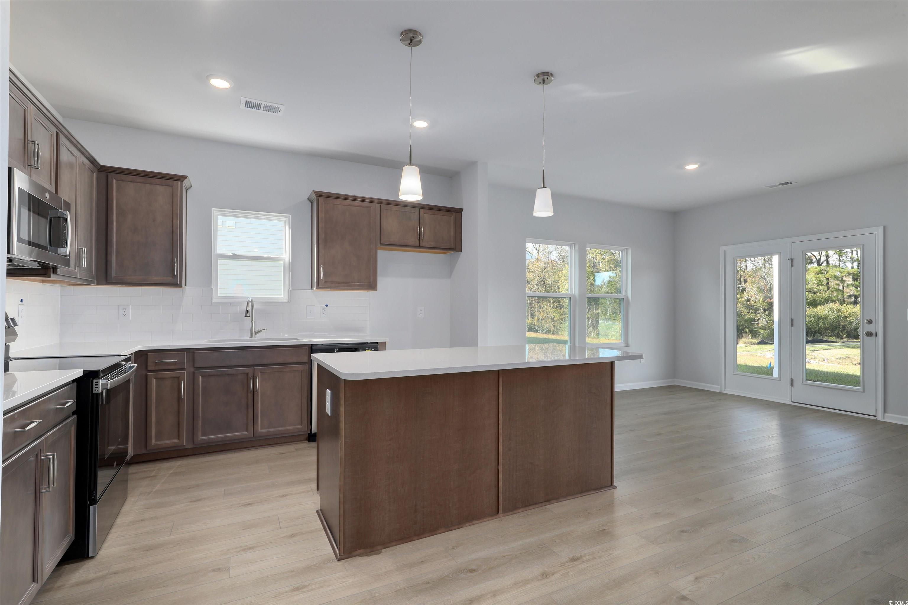 168 Bolsin Ct Property Photo 6