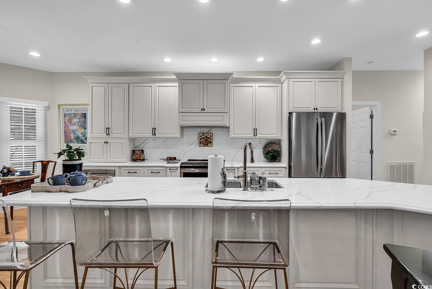 1788 Club Circle Property Photo 8