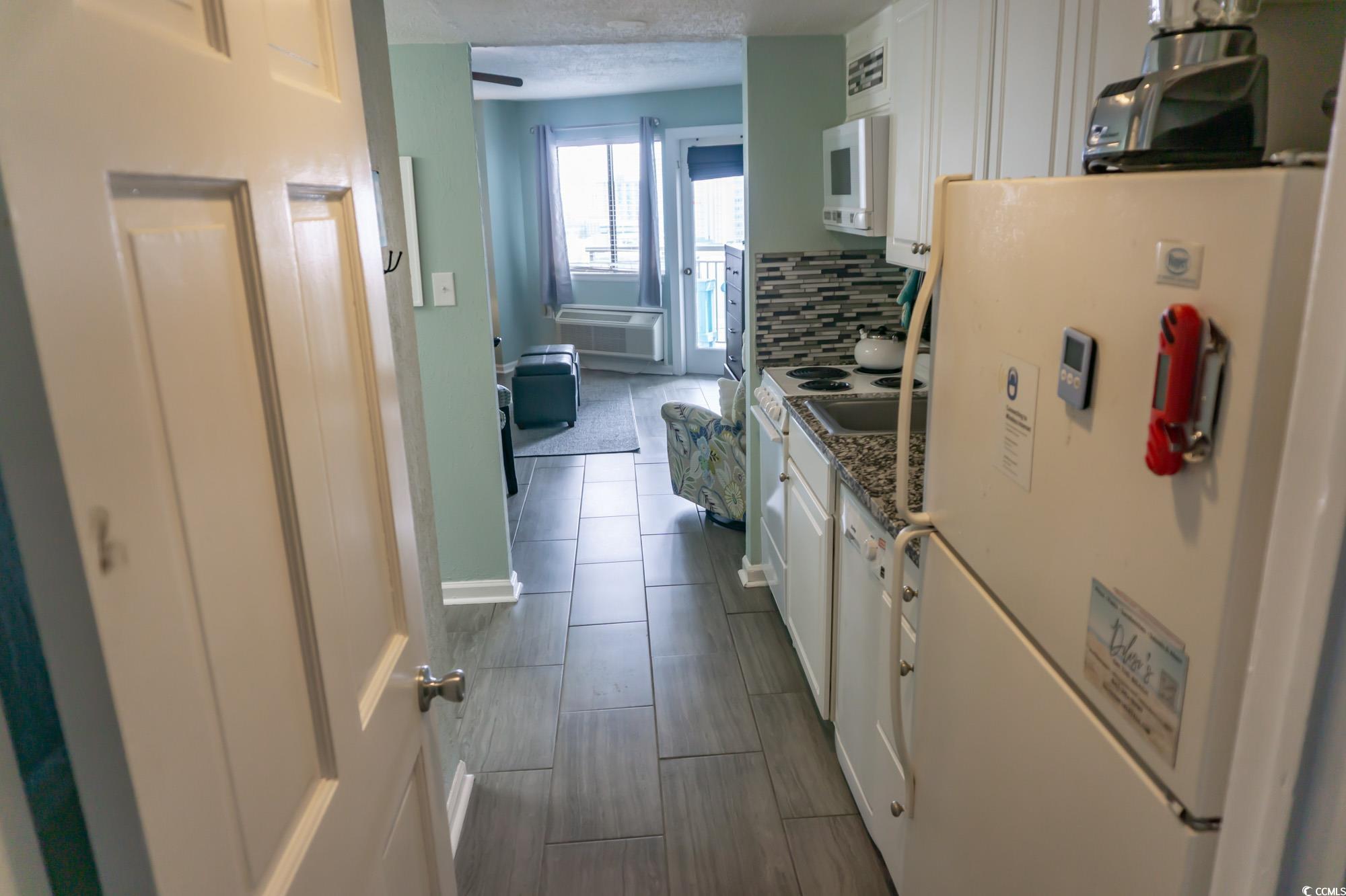 2001 S Ocean Blvd. S Property Photo 3