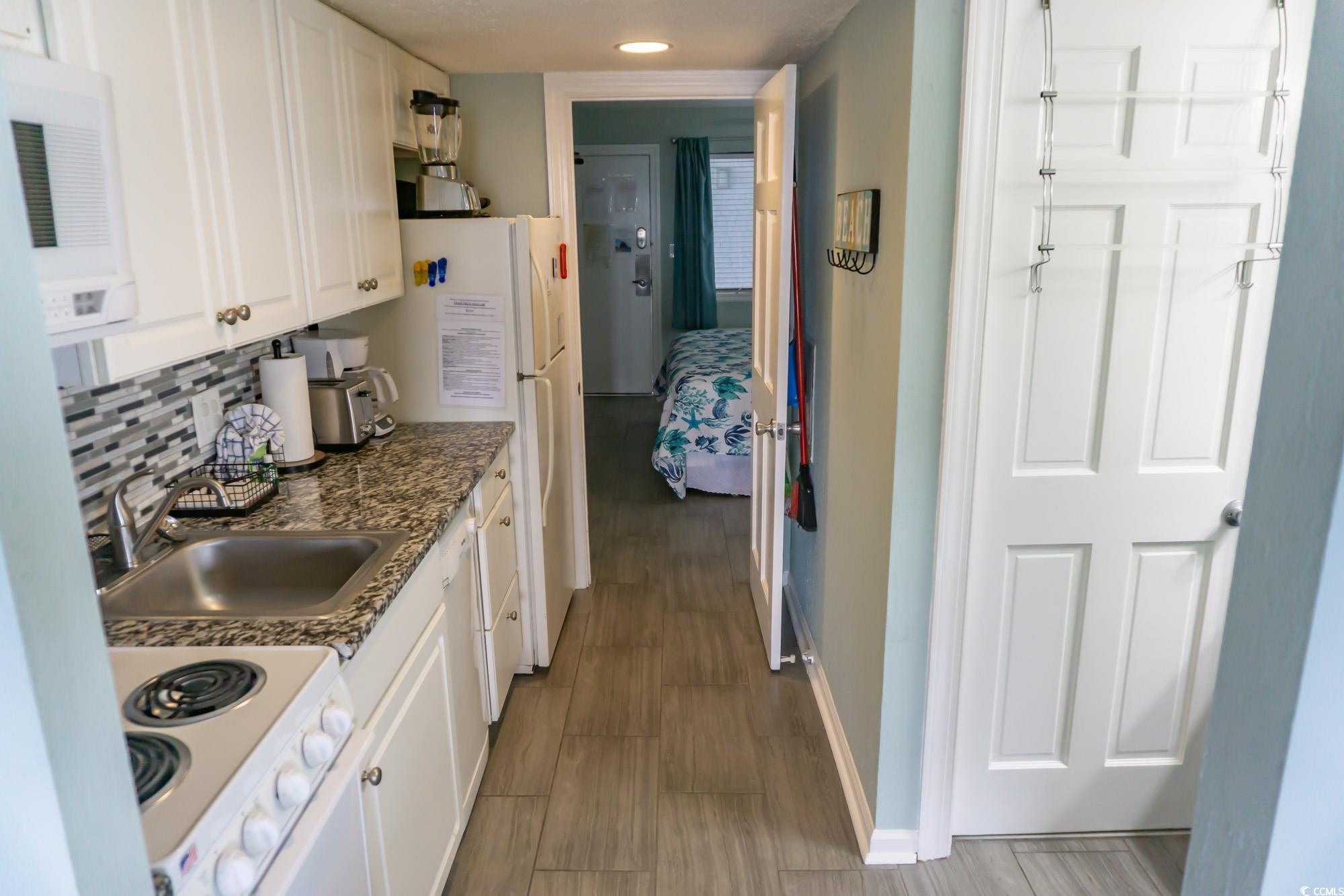 2001 S Ocean Blvd. S Property Photo 20