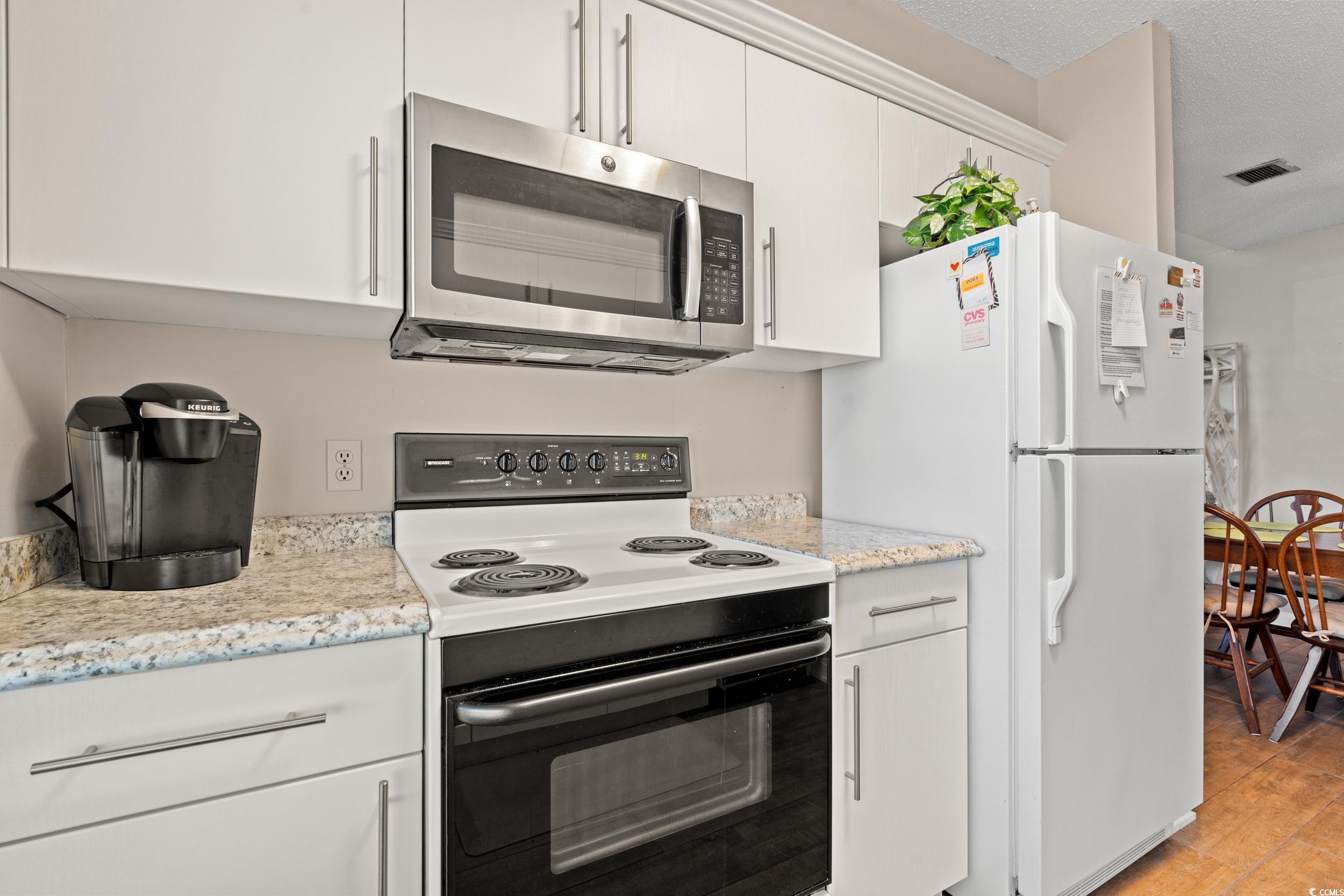 800 9th Ave. S Property Photo 11