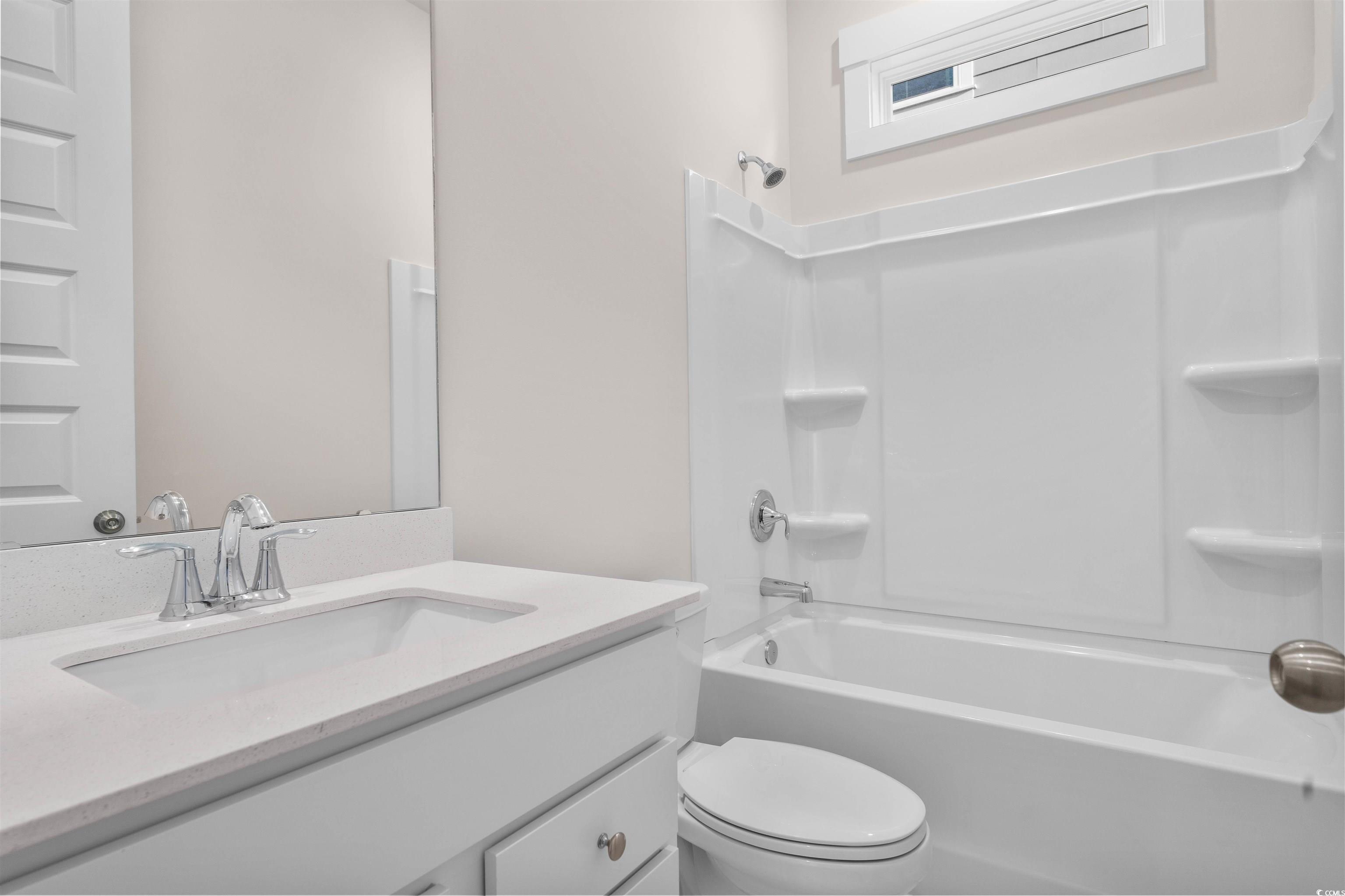 219 Atlantic Breeze St. Property Photo 5