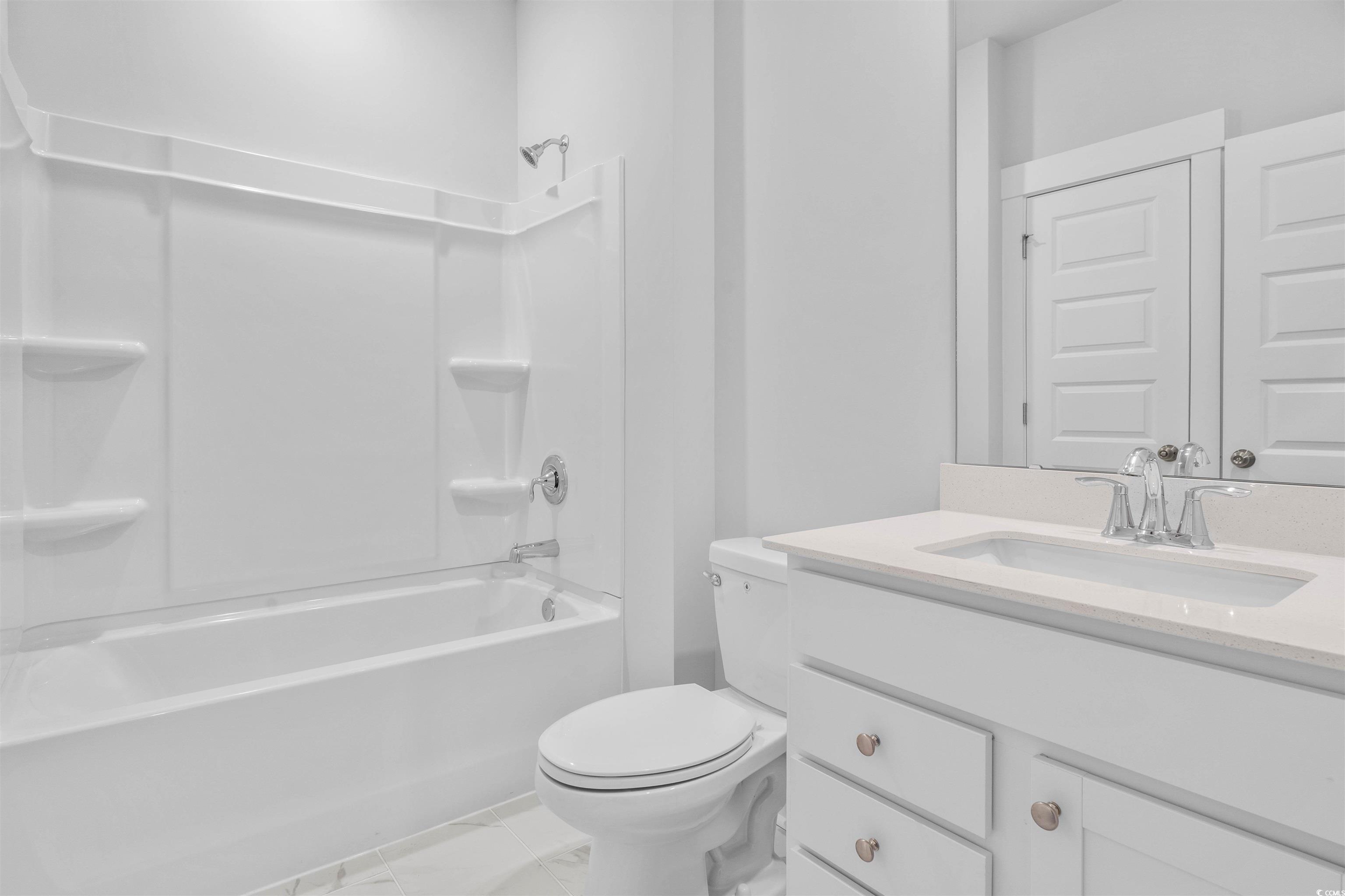 219 Atlantic Breeze St. Property Photo 6