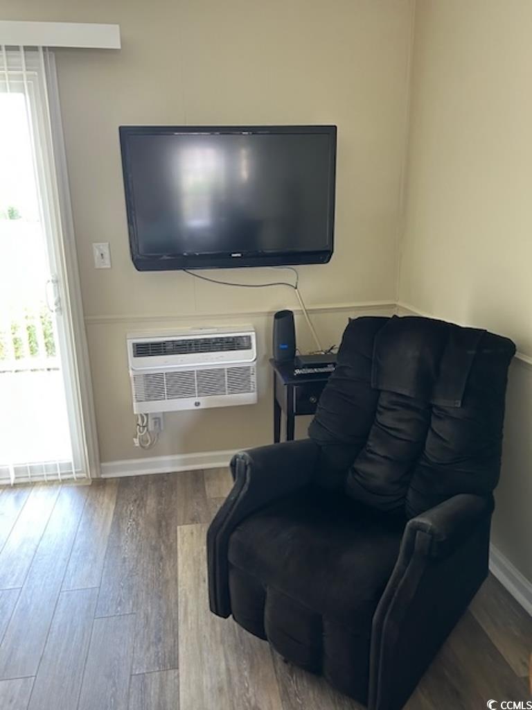 1919 Spring St. Property Photo 7