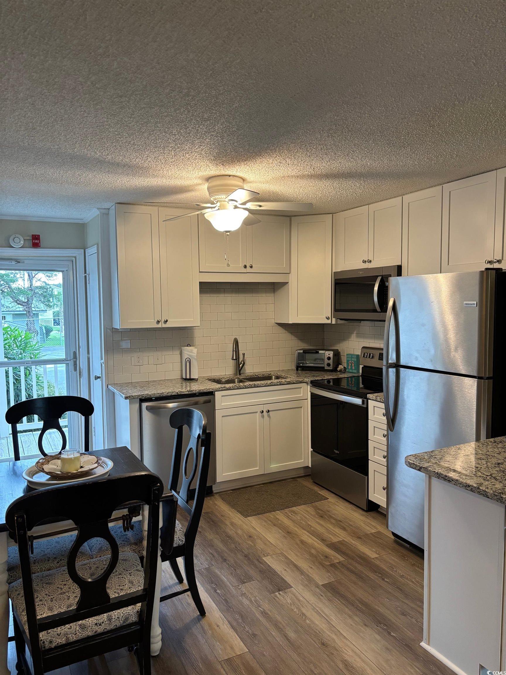 1919 Spring St. Property Photo 16