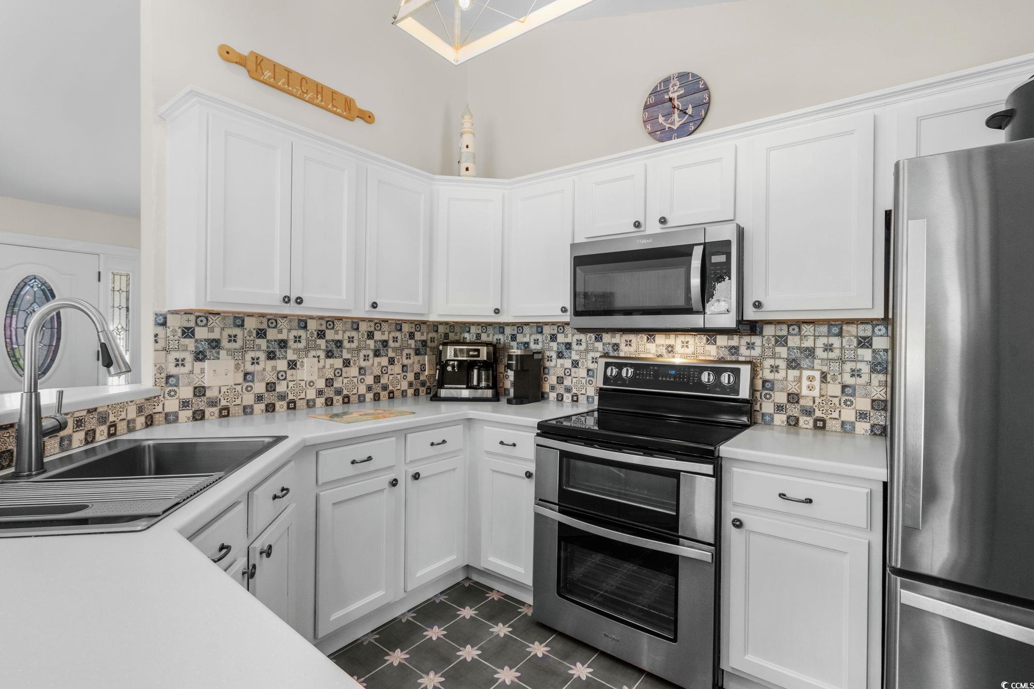 1644 Langley Dr. Property Photo 13