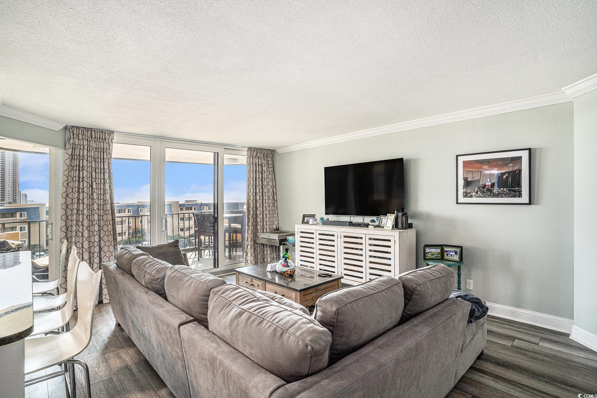 9650 Shore Dr. Property Photo 6