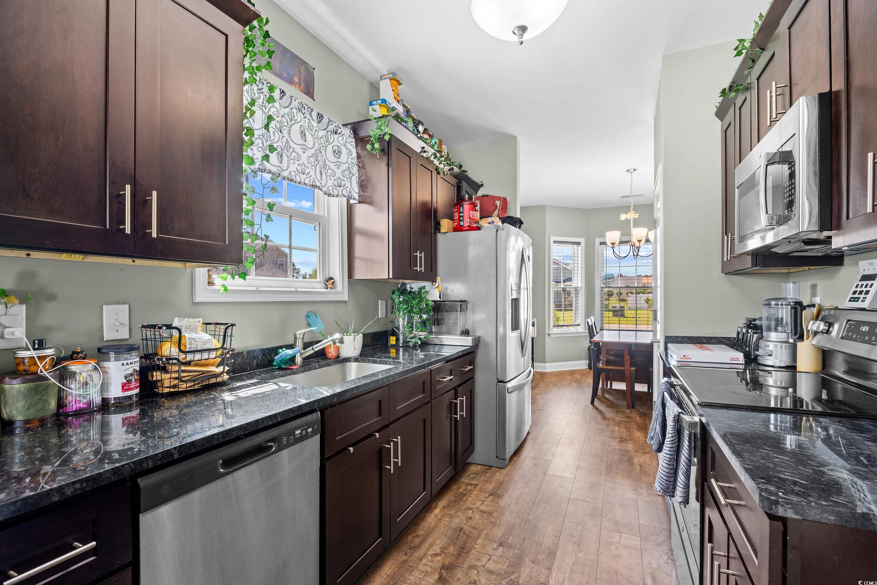 715 Hobonny Loop Property Photo 12