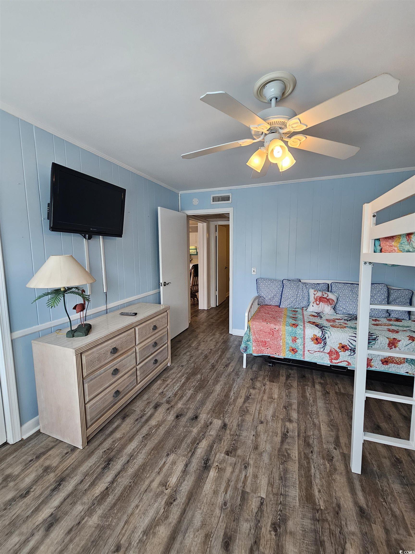 401 N Hillside Dr. Property Photo 15