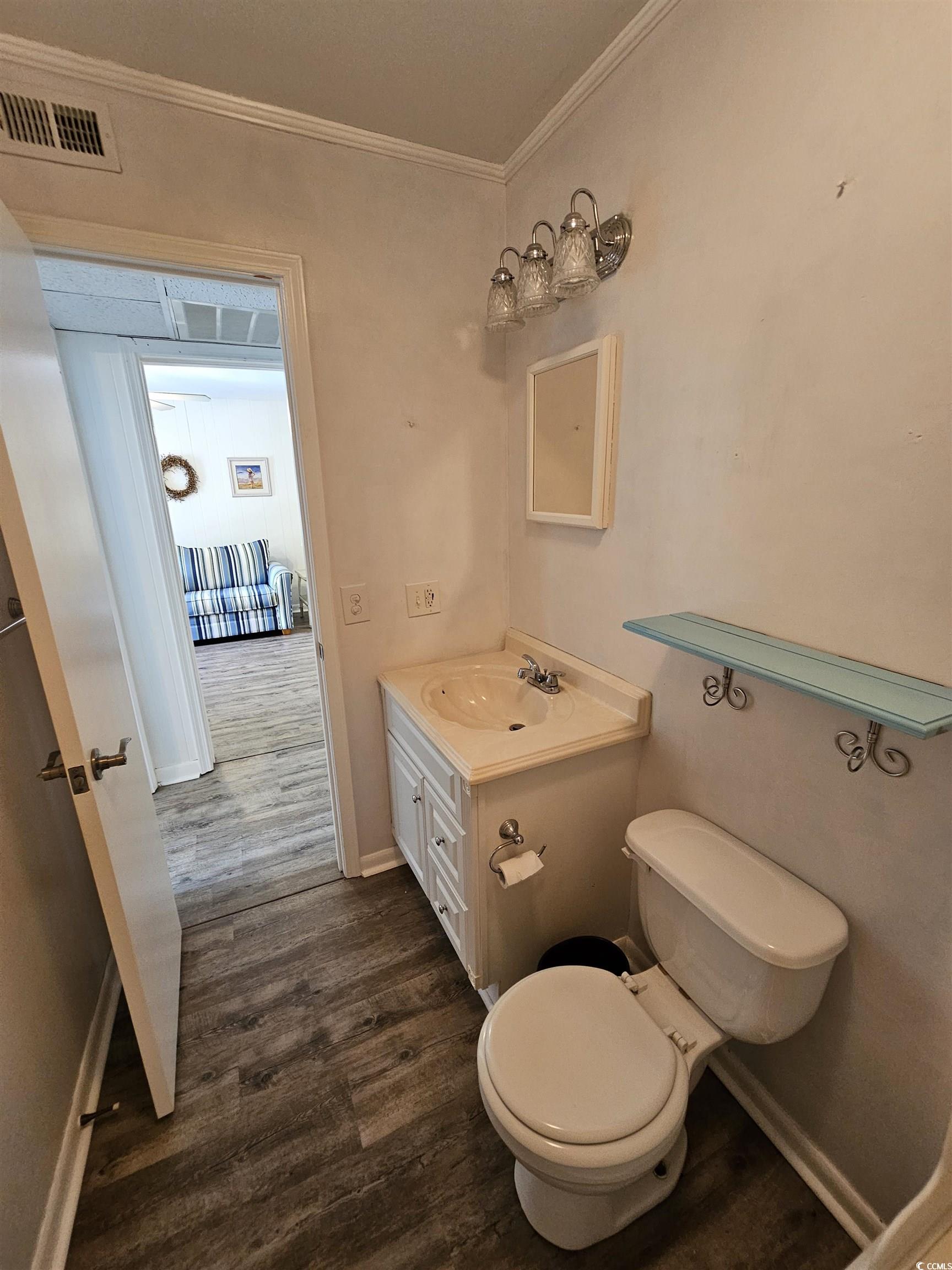 401 N Hillside Dr. Property Photo 20