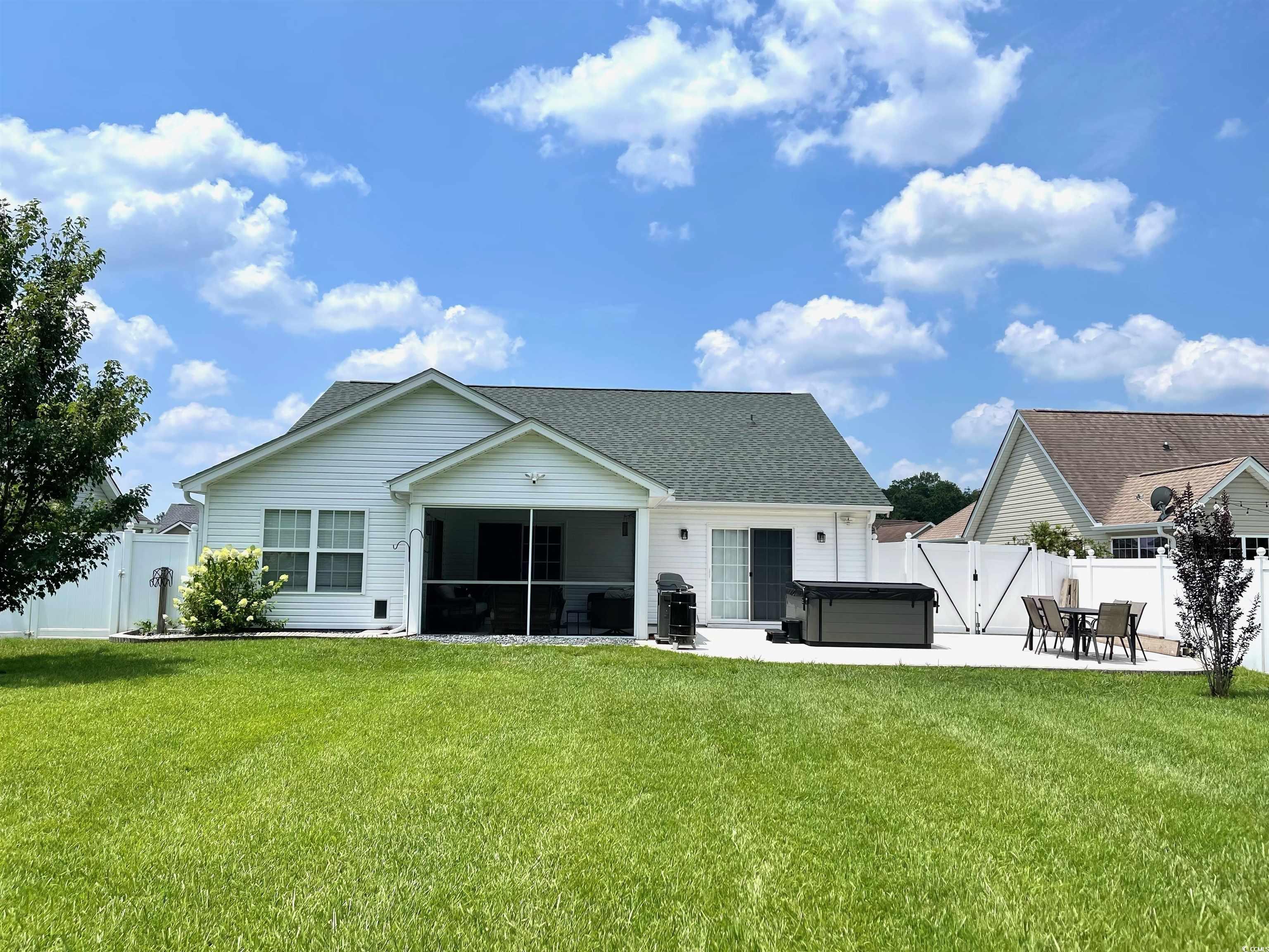 620 Bathurst Dr. Property Photo 22