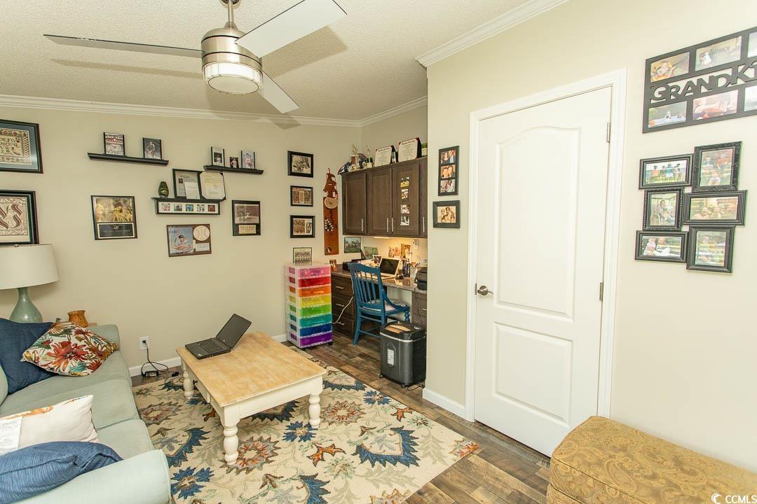 2050 Eastlynn Dr. Property Photo 4