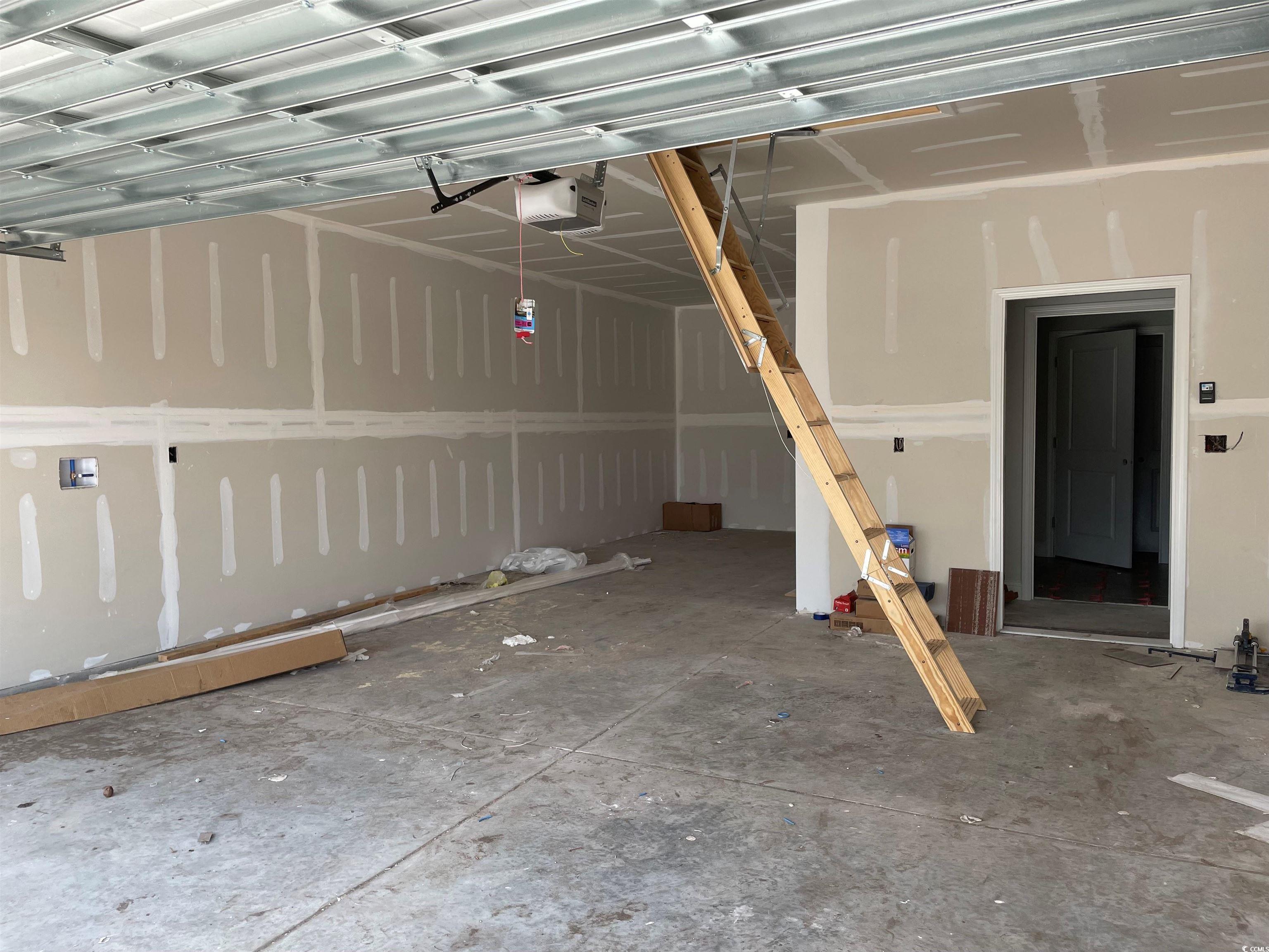 1009 Lady Bird Way Property Photo 14