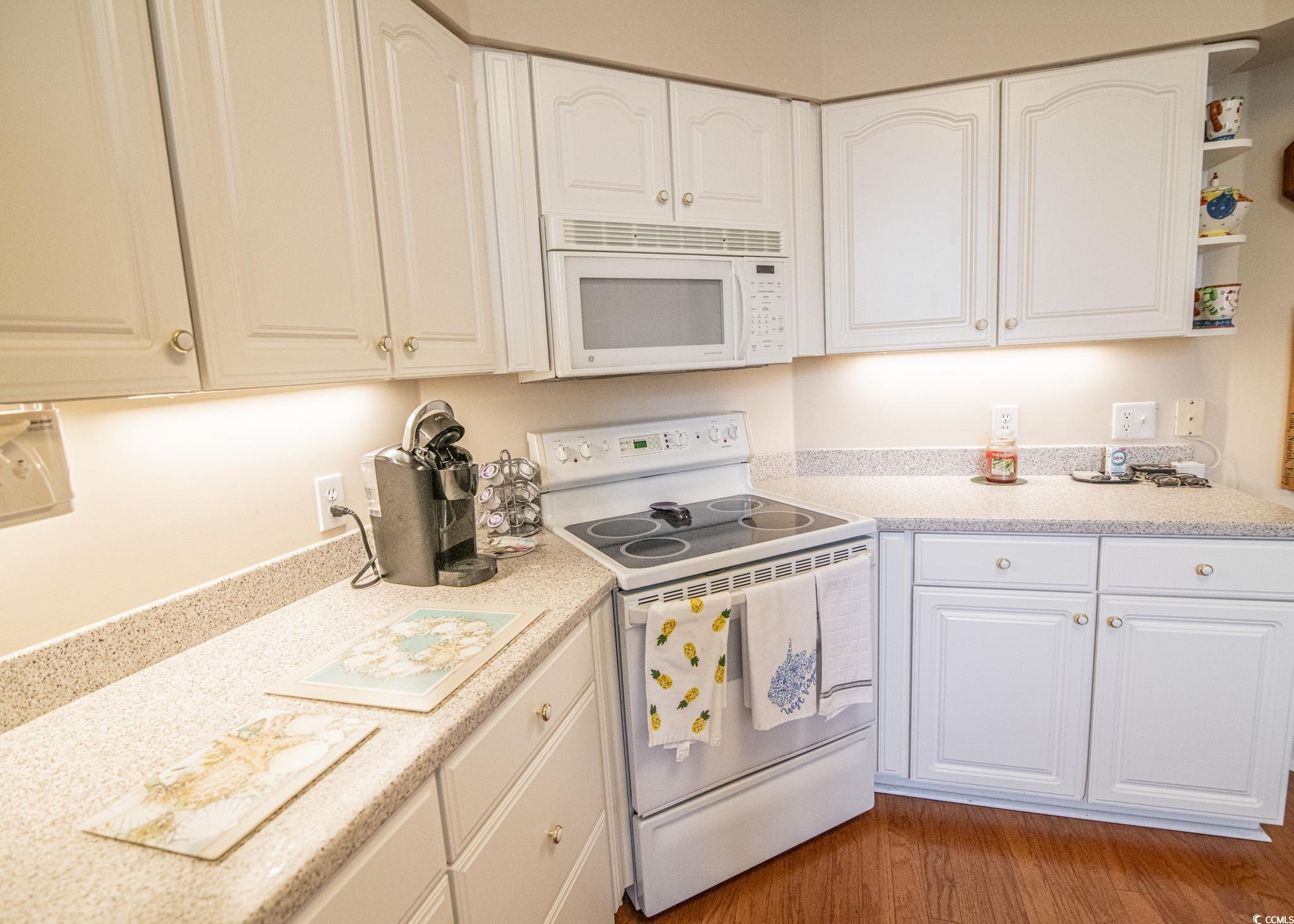 1427 Mcmaster Dr. Property Photo 14