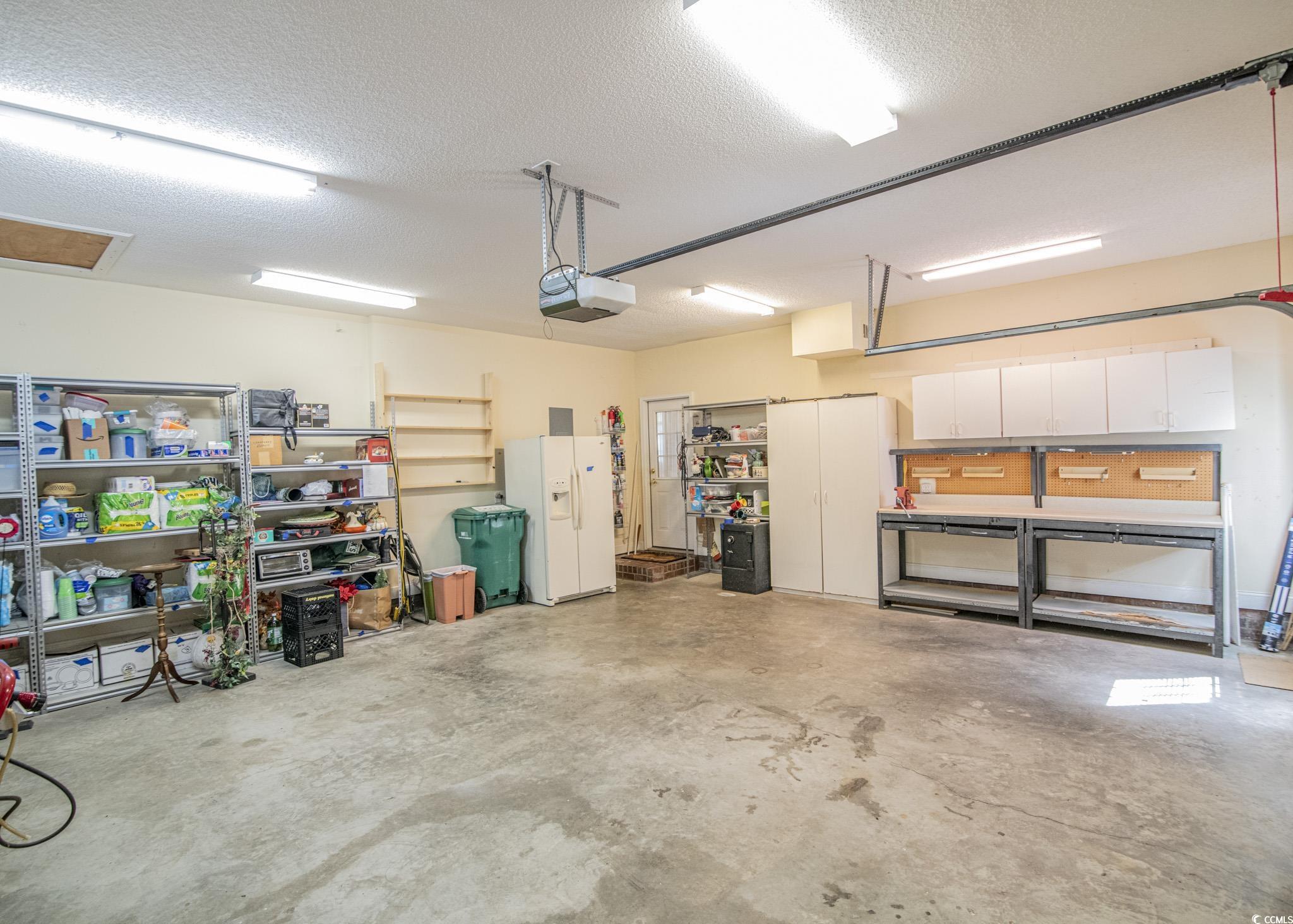 1427 Mcmaster Dr. Property Photo 33