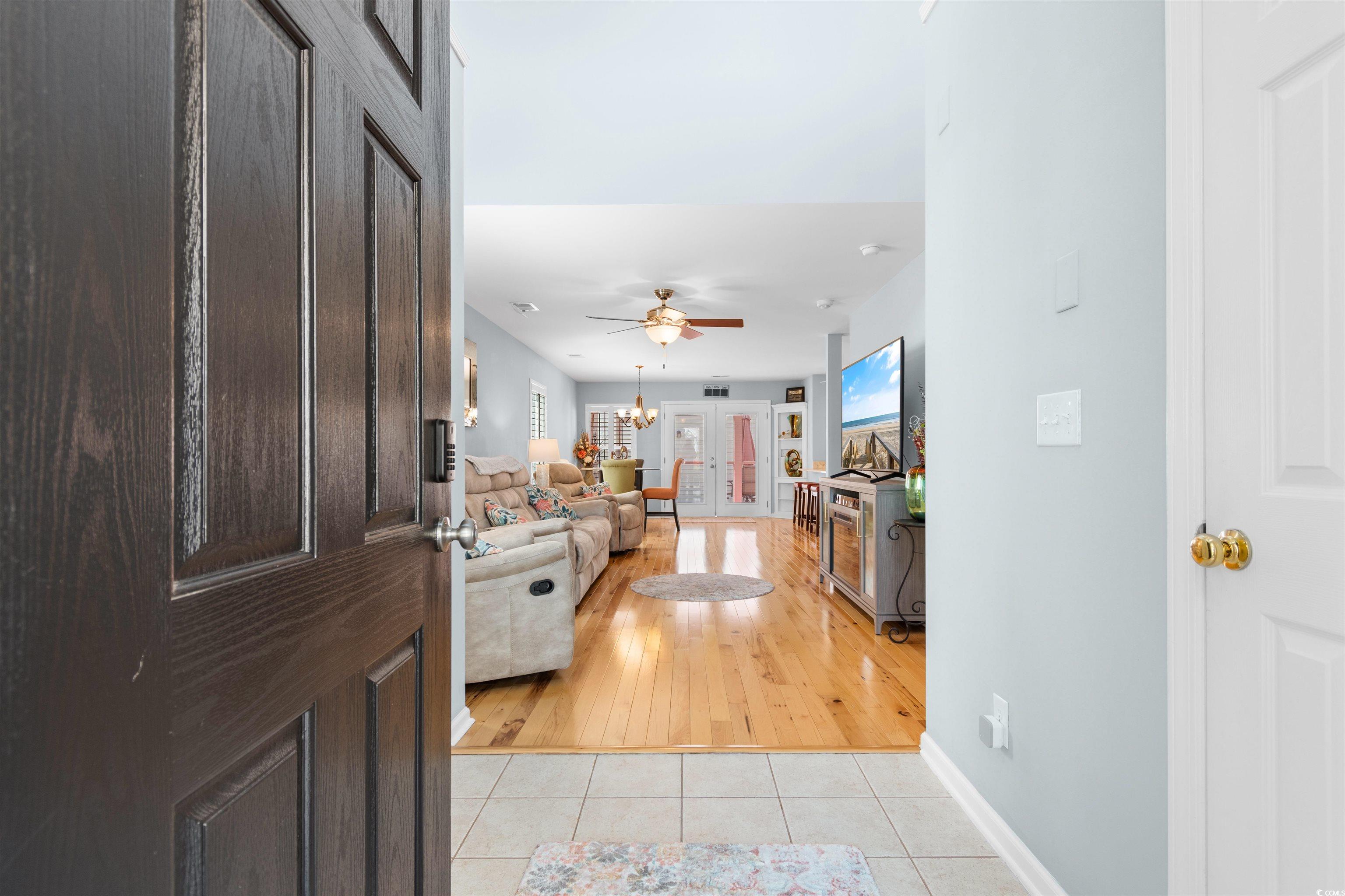 864 Barn Owl Ct. Property Photo 4