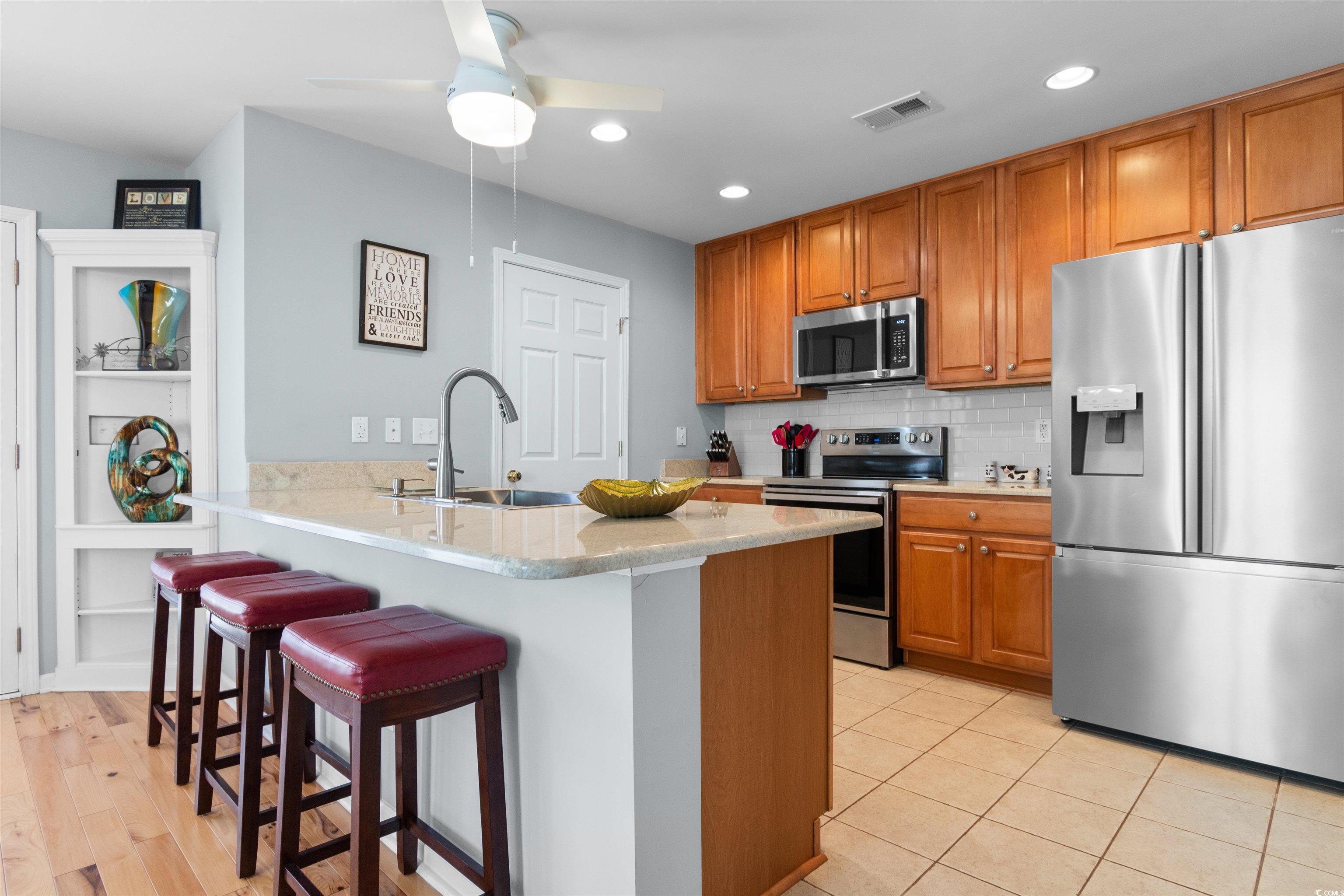 864 Barn Owl Ct. Property Photo 7
