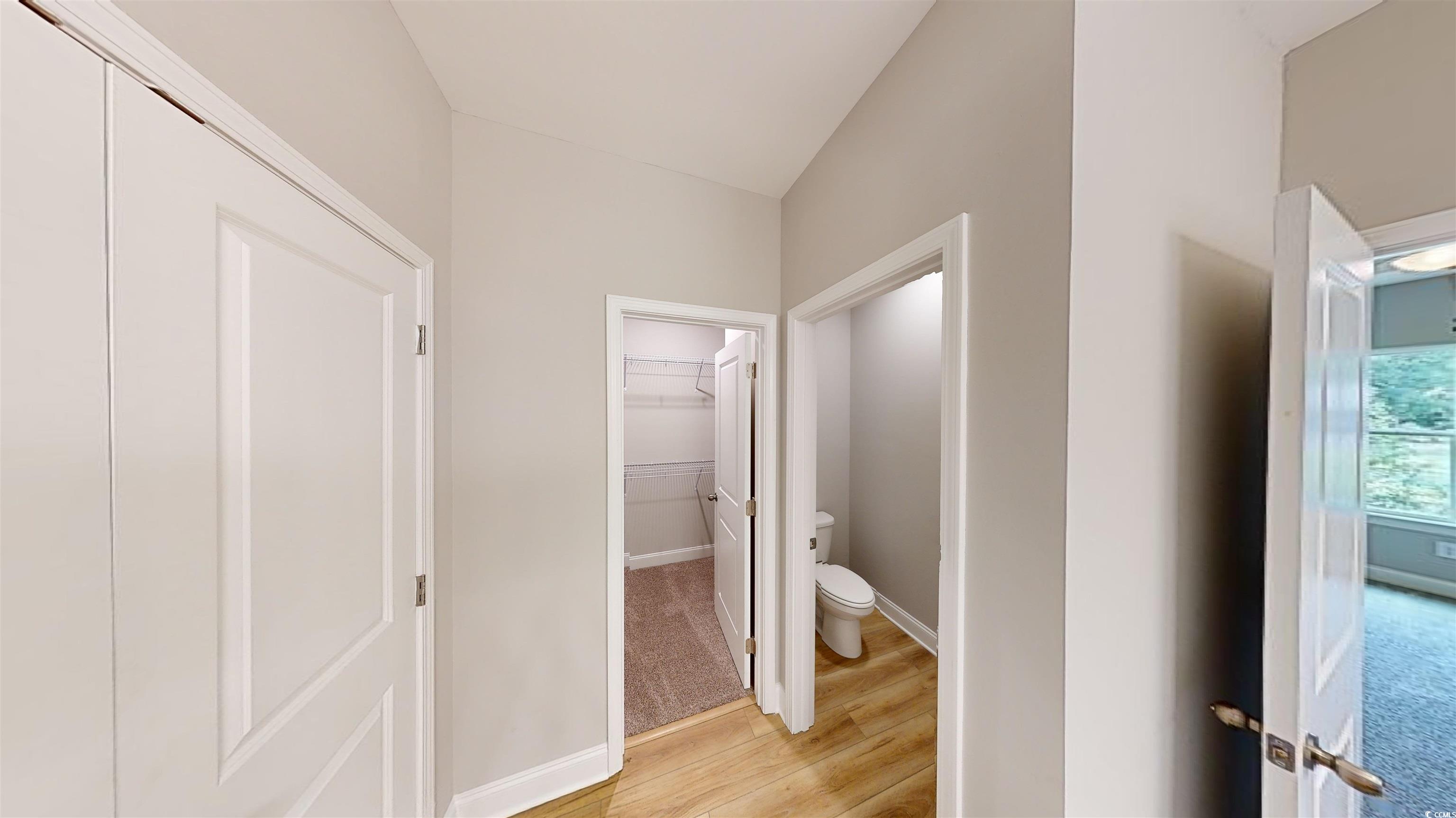 1020 Moen Loop Property Photo 13