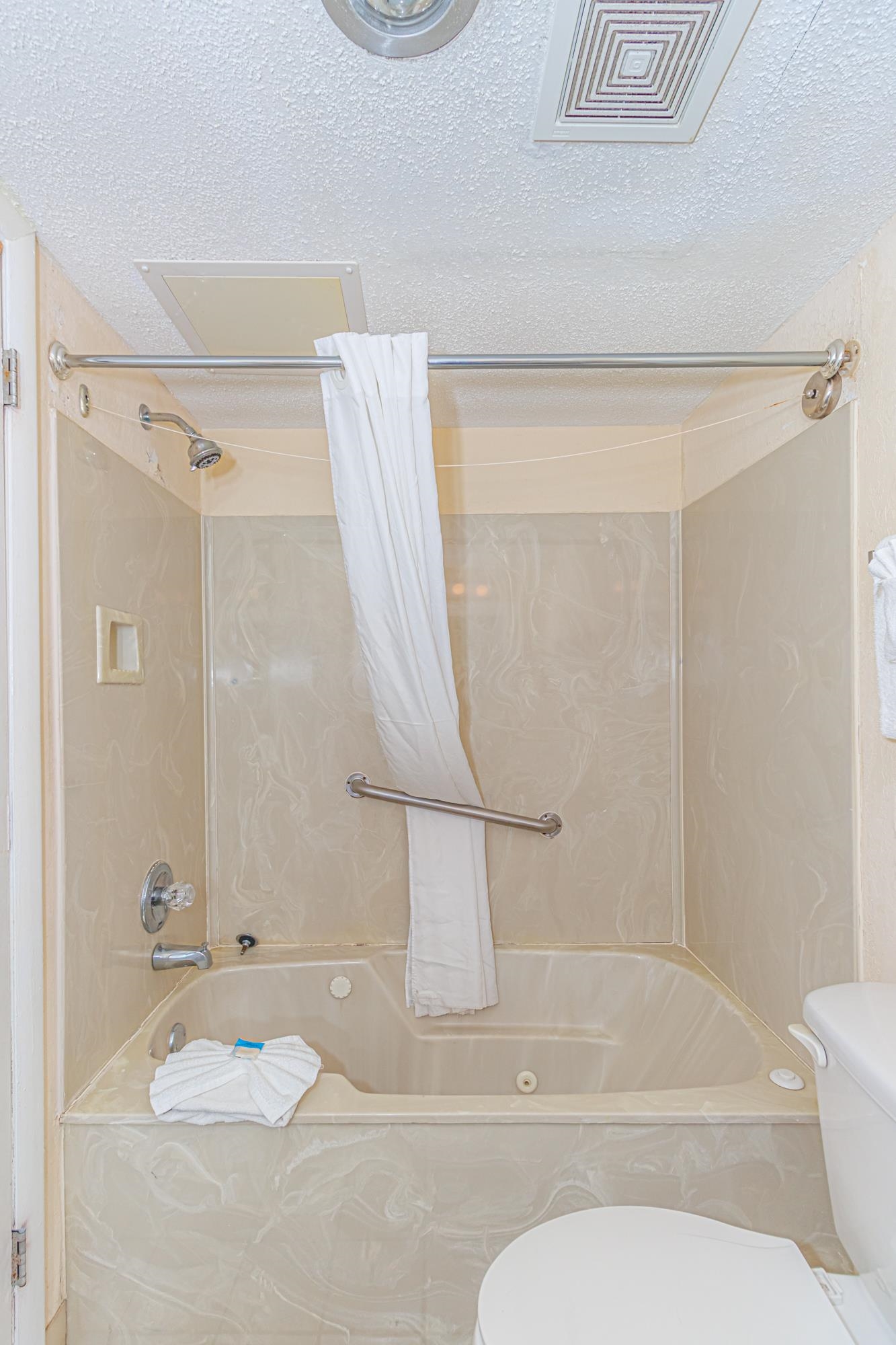1304 N Ocean Blvd. Property Photo 20