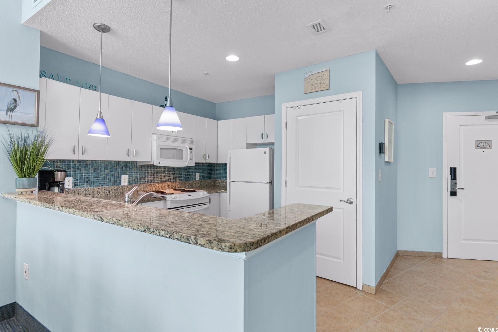 300 N Ocean Blvd. Property Photo 5