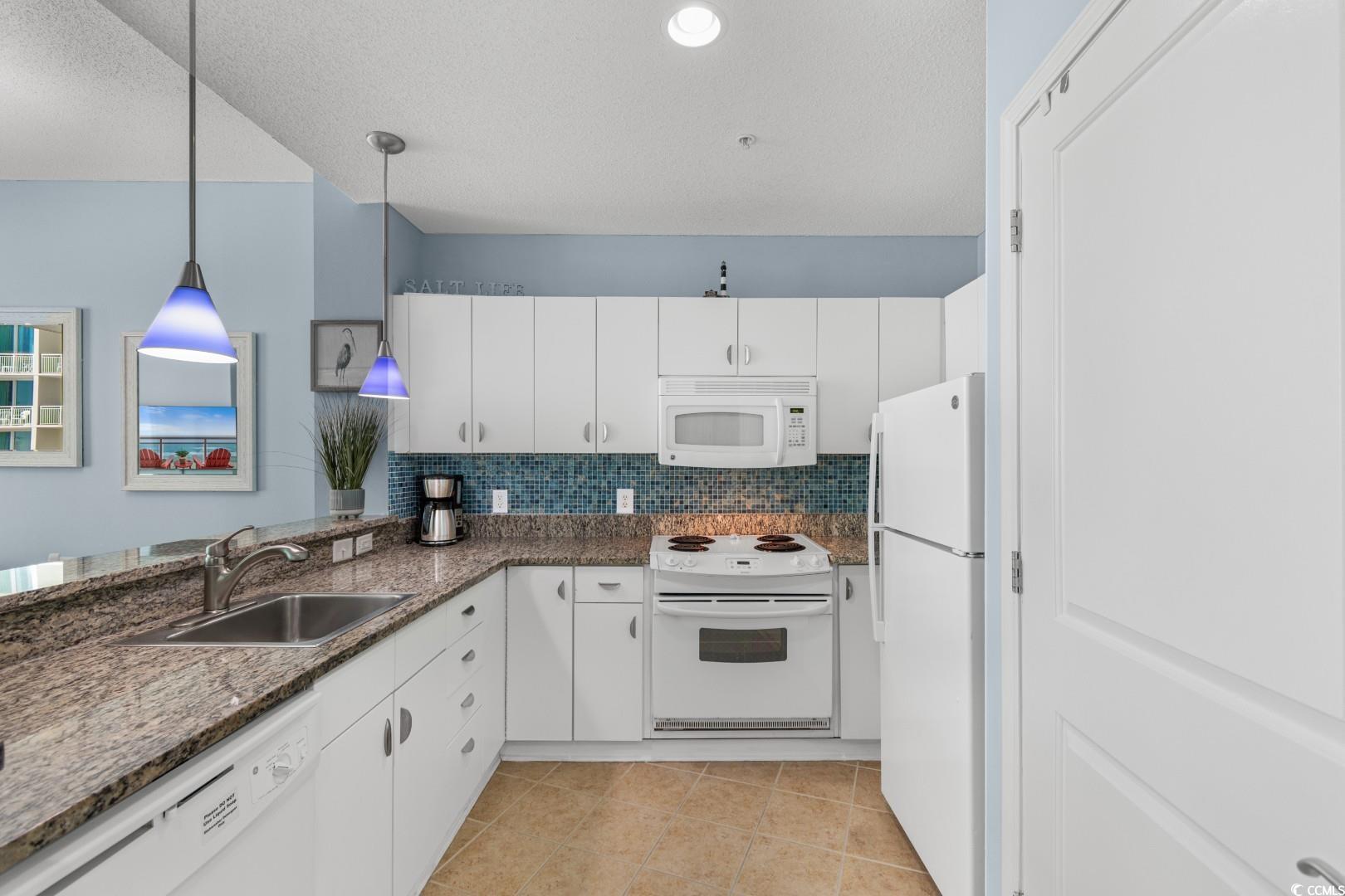 300 N Ocean Blvd. Property Photo 8