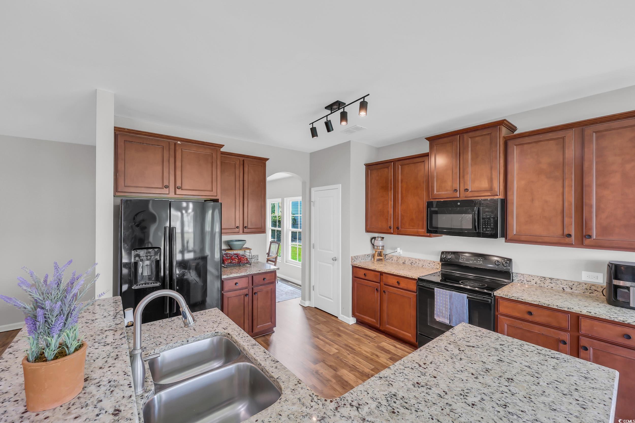 1276 Brighton Hill Ave. Property Photo 13