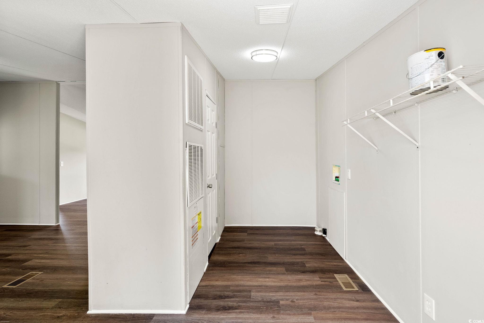 4387 Bayberry Dr. Property Photo 3