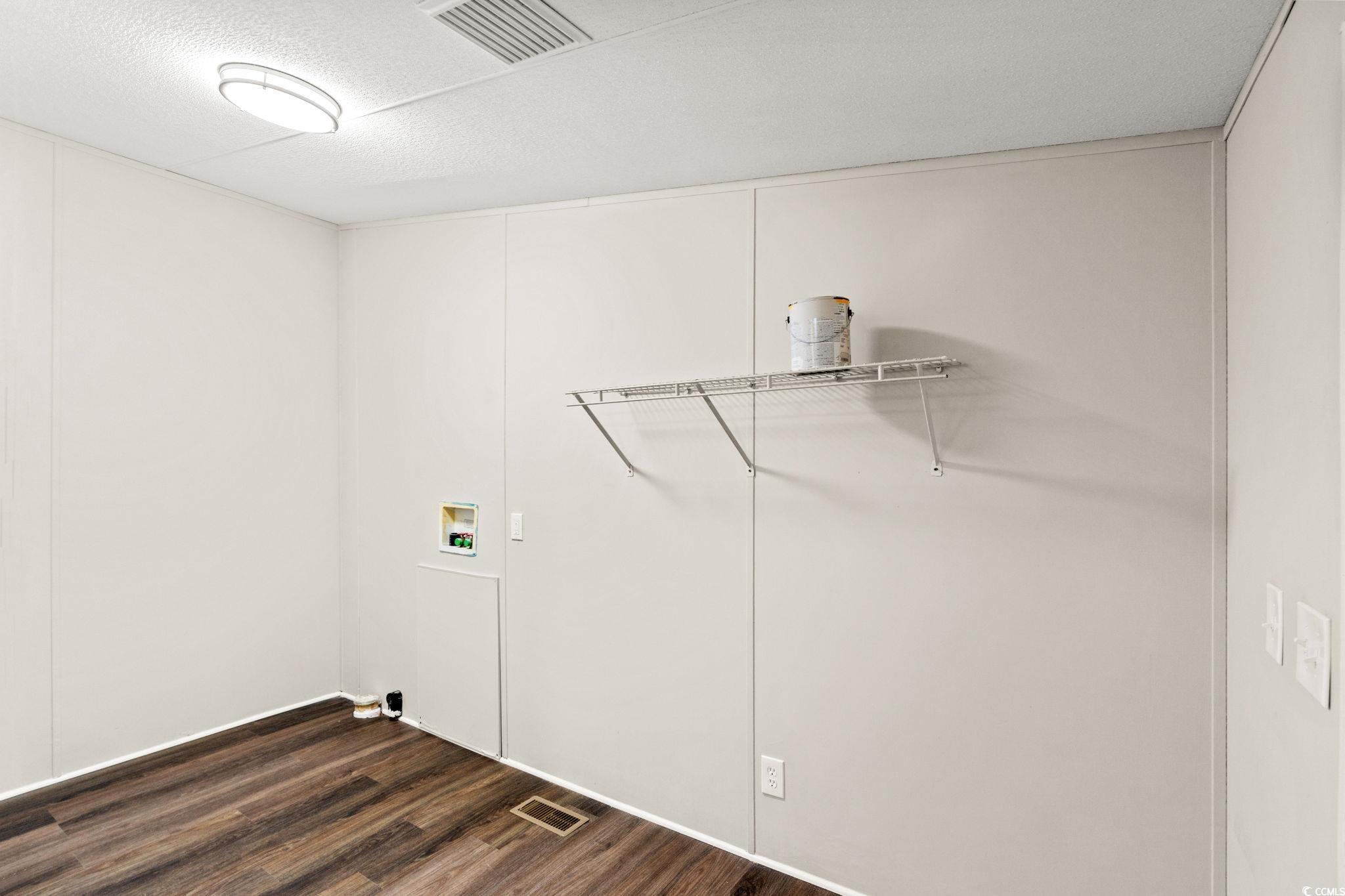 4387 Bayberry Dr. Property Photo 28