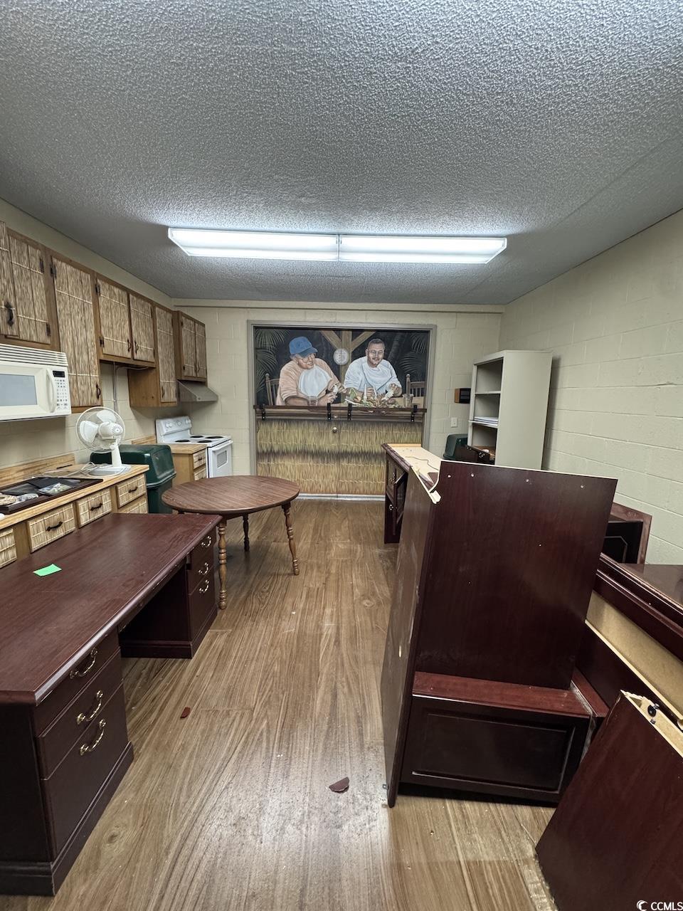 1800 Husted Rd. Property Photo 25