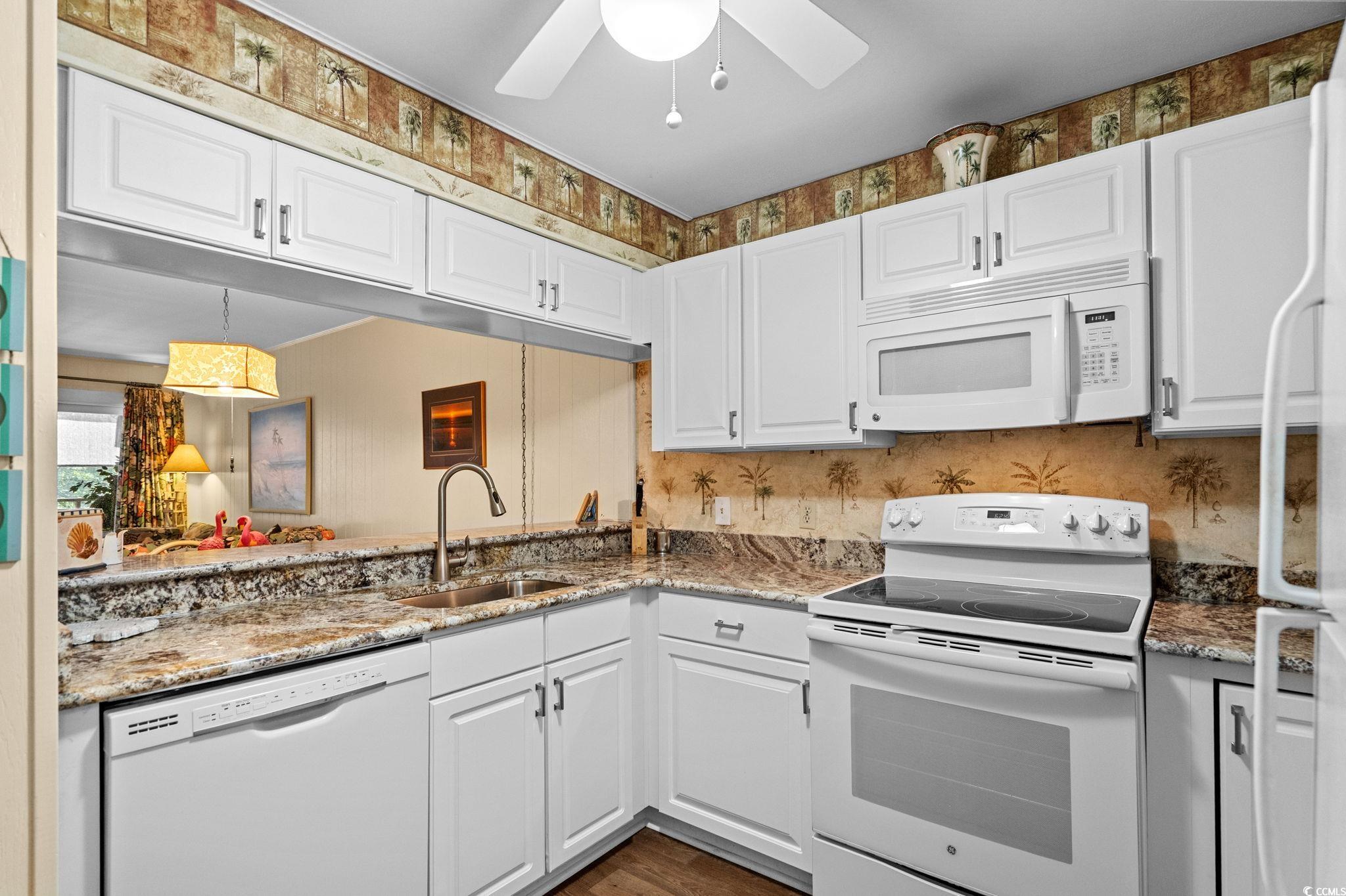 9501 Shore Dr. Property Photo 14